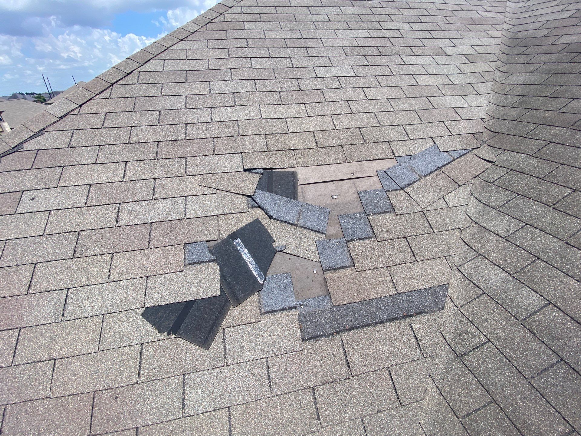 Residential Roofing Repair using Owen's Corning Duration (Lifetime) Shingles by Roof Repair Company