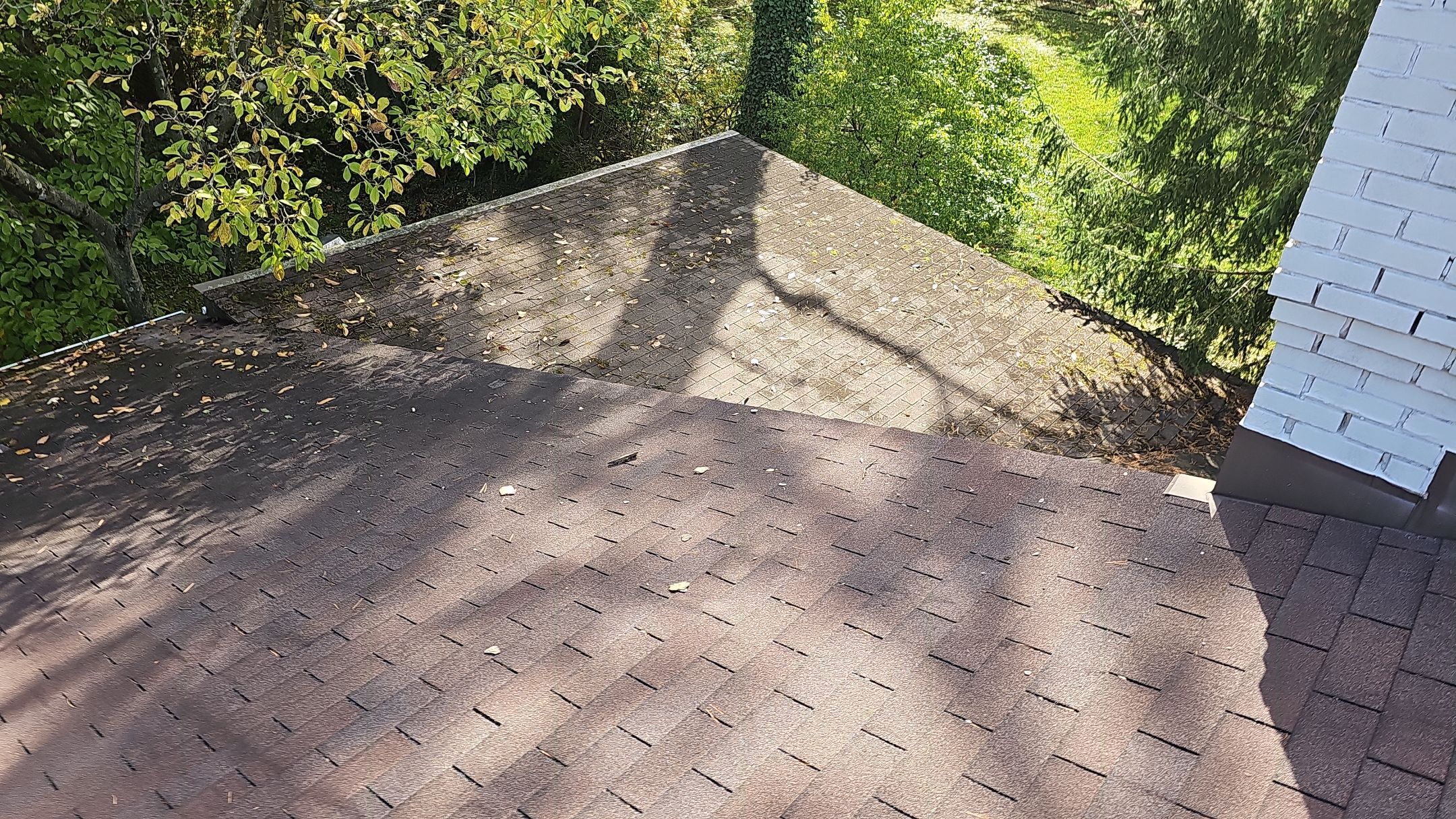 ATLAS PINNACLE COLOR: BLACK SHADOW by Eagle Eye Roofing