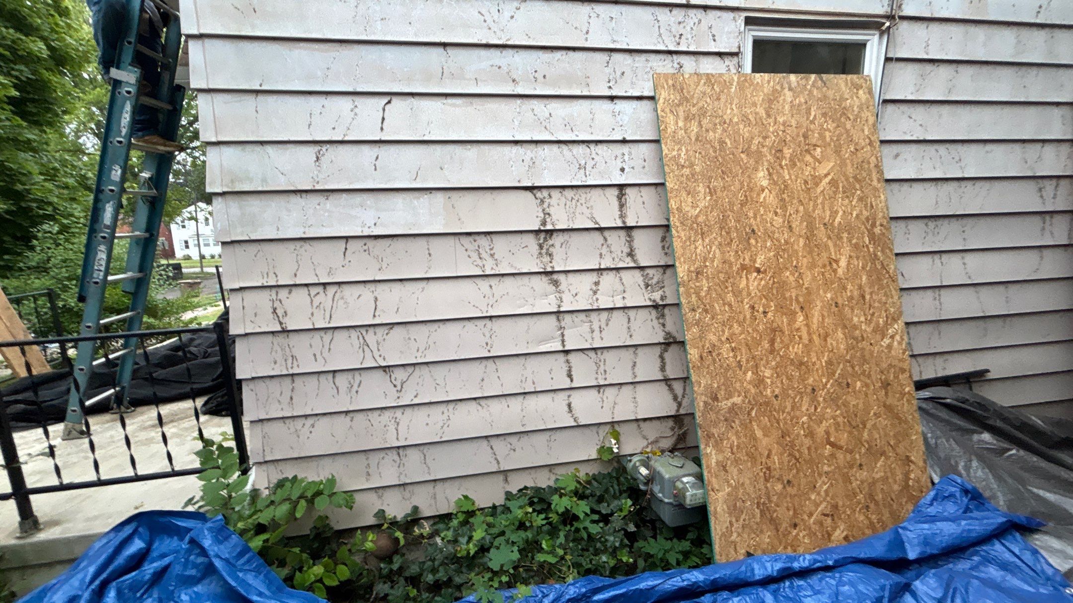 Roof Replacement using Owens Corning Brownwood by 180 Contractors