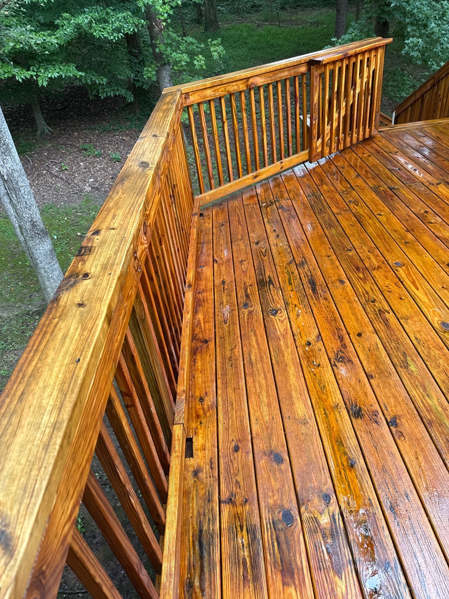 Wood Deck using Wood Sealant by DuraSeal