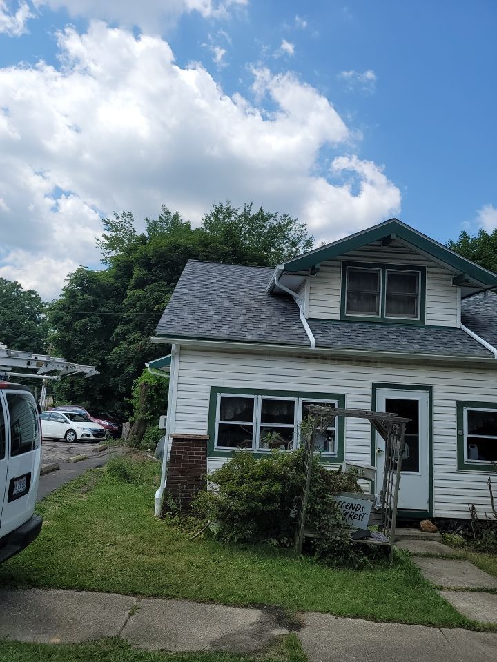 ATLAS PINNACLE COLOR: COASTAL GRANITE DRIP EDGE: WHITE by Eagle Eye Roofing