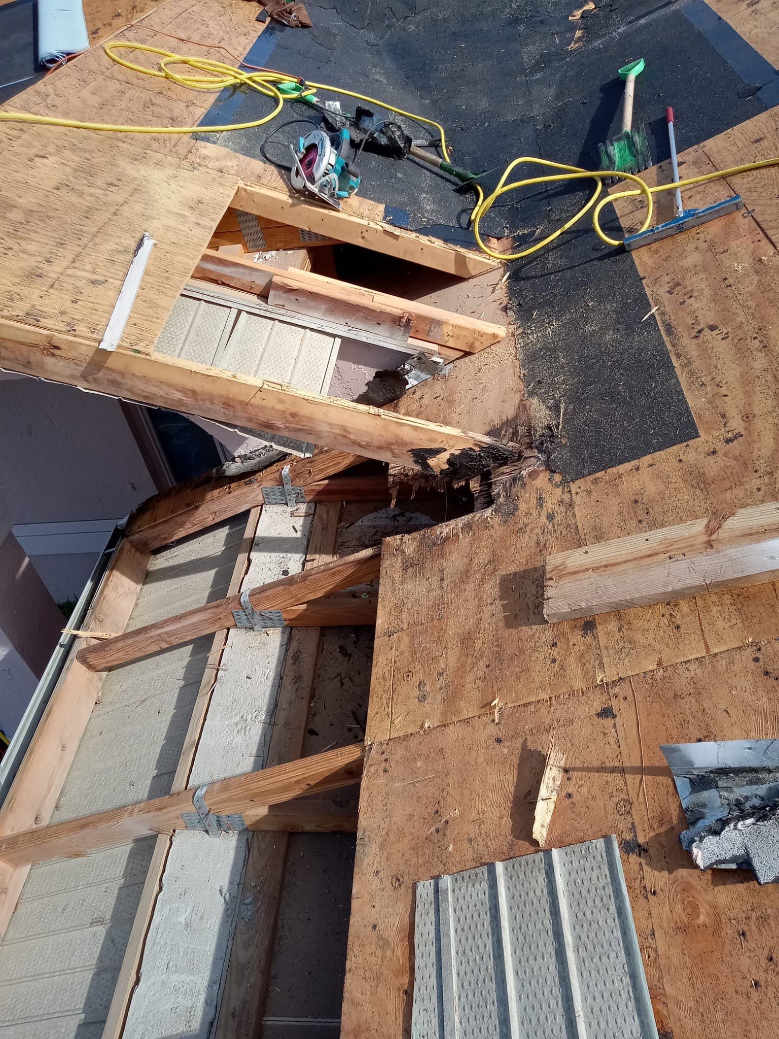 Residential Roofing Installation using Owens Corning Duration Shingles by Four Peaks Roofing
