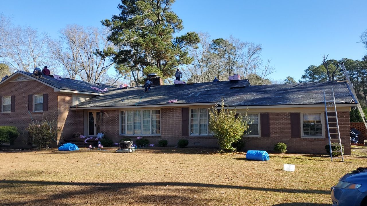 Residential Roofing Installation using Owens Corning Oakridge- Williamsburg Gray by Indigo State Roofing