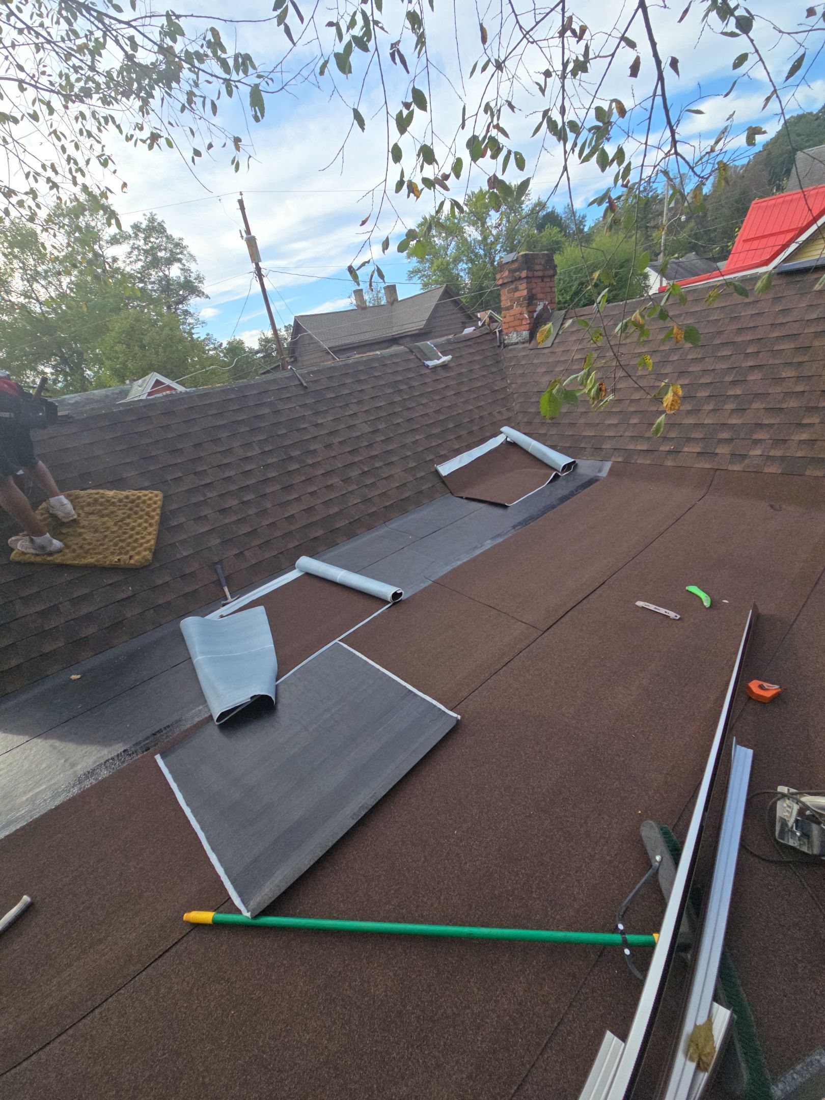 Residential Roofing Installation using GAF TImberline HDZ Hickory by Rainstoppers Roofing