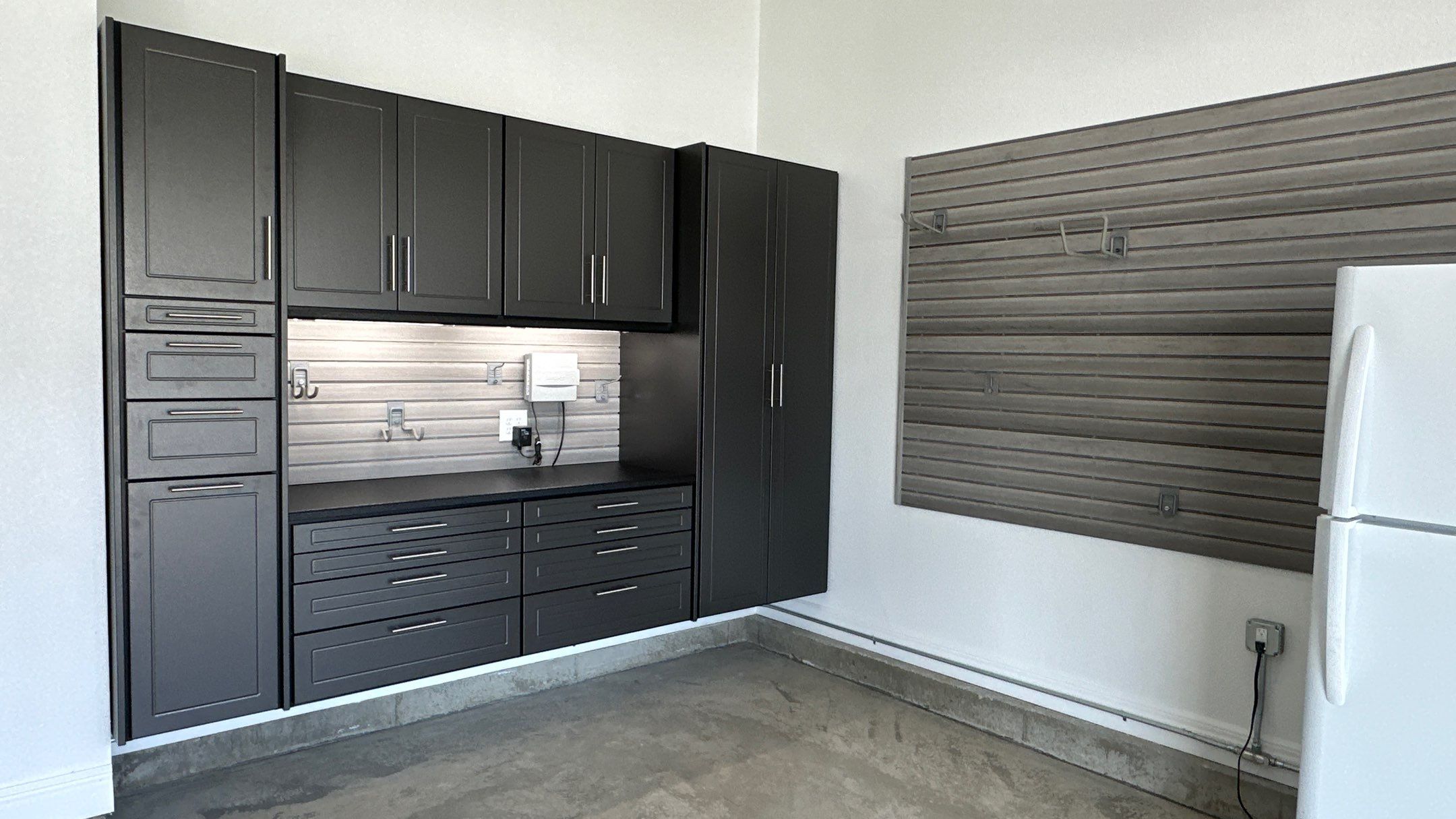 Kelley C. transformed her garage with new cabinets by Banner Garage
