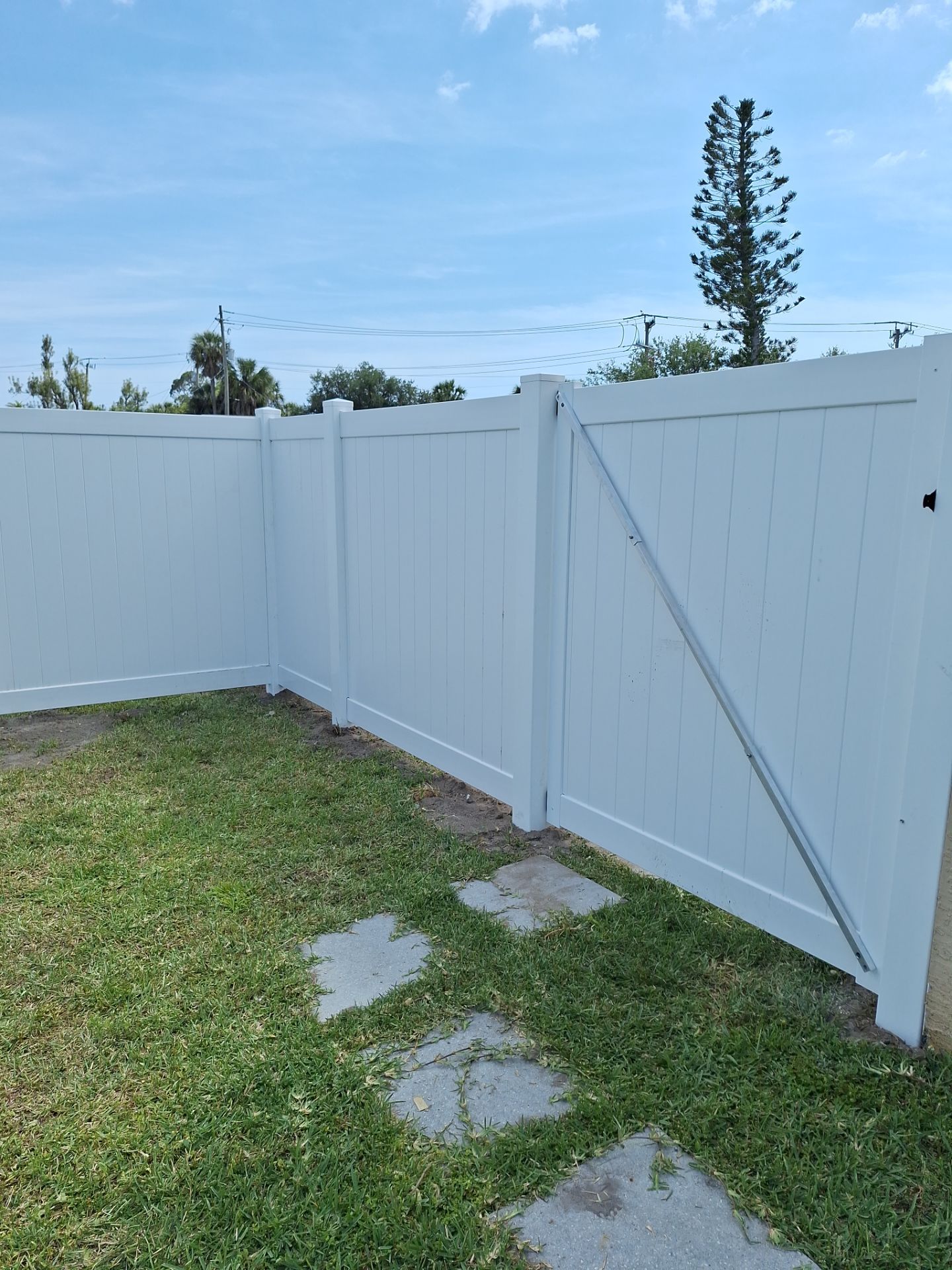 Vinyl Fence Installation using Vinyl Privacy Fence  by Asap fence and gates, LLC