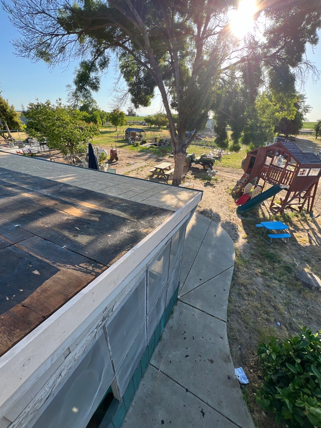 GAF Timberline HDZ-RS shingle project by Straight Edge Roofing Inc