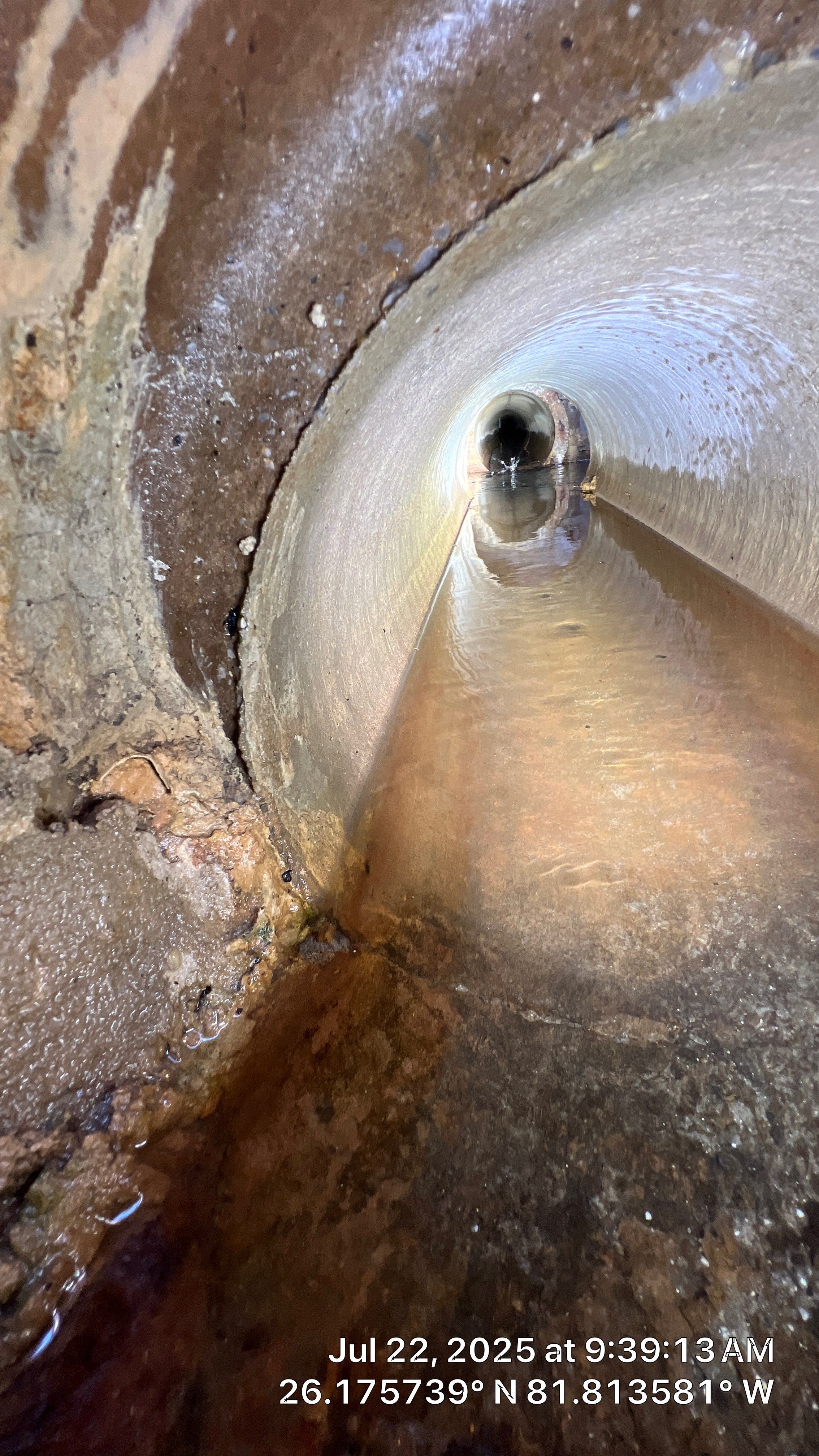 Naples Condo Complex Stormwater System Maintenance and Hurricane Cleanup by APS Power & Water