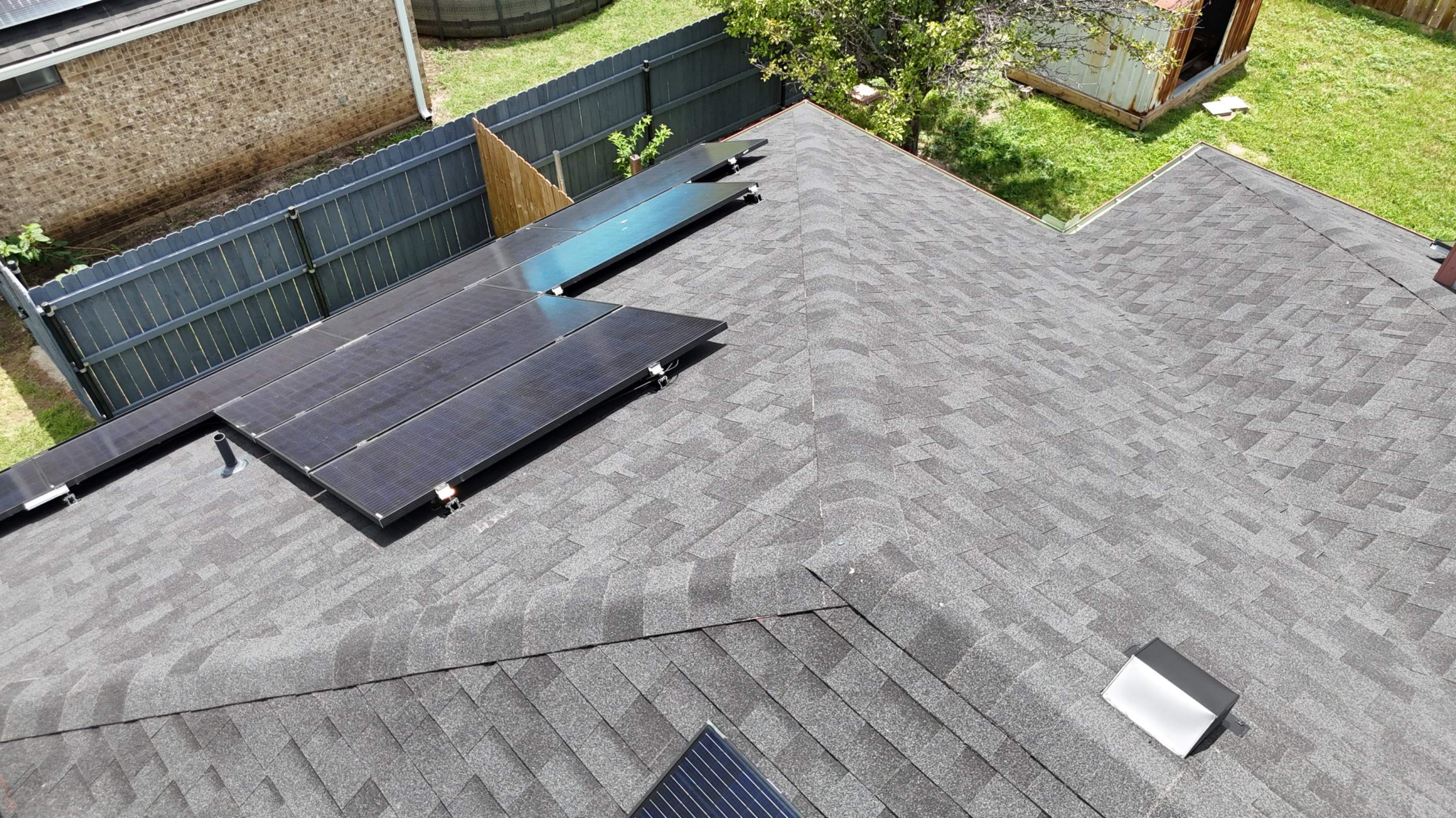 Brilliant Black - Malarkey Vista by RoofsOnly.com