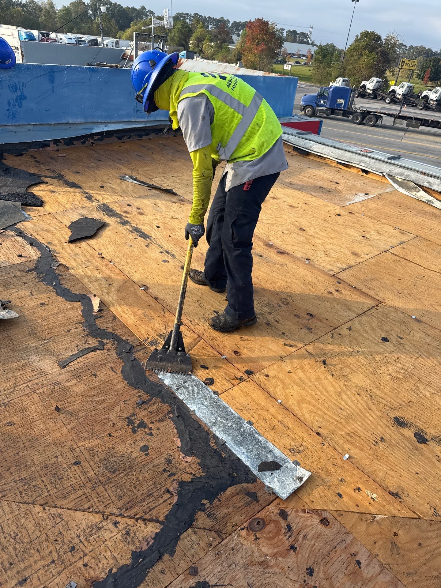 Commercial Roof Replacement using GAF Everguard TPO for Travel Center of America by Roof Experts