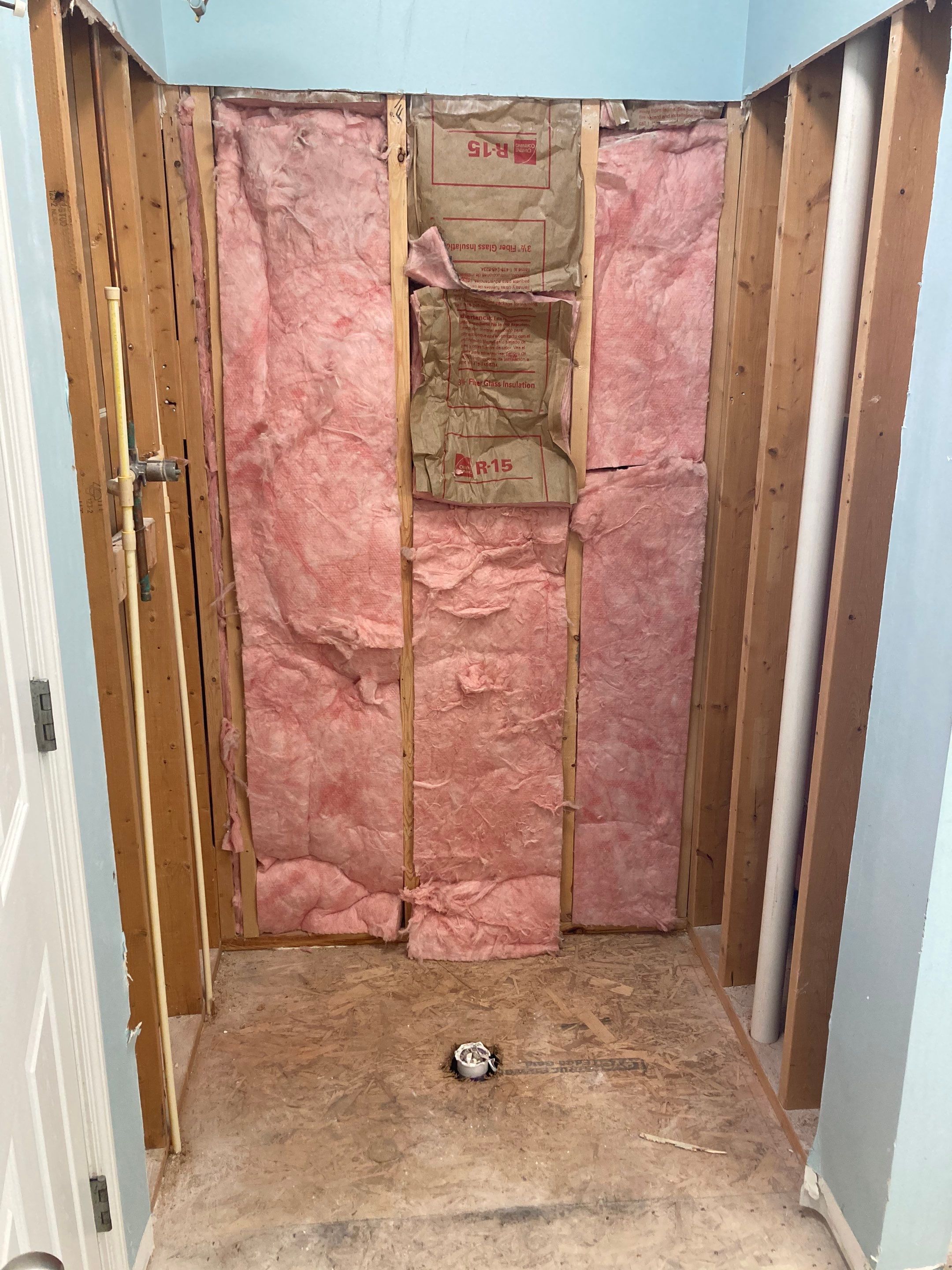 Beautiful new custom tile shower, tub surround and accent walls by Footprints Floors of Nashville