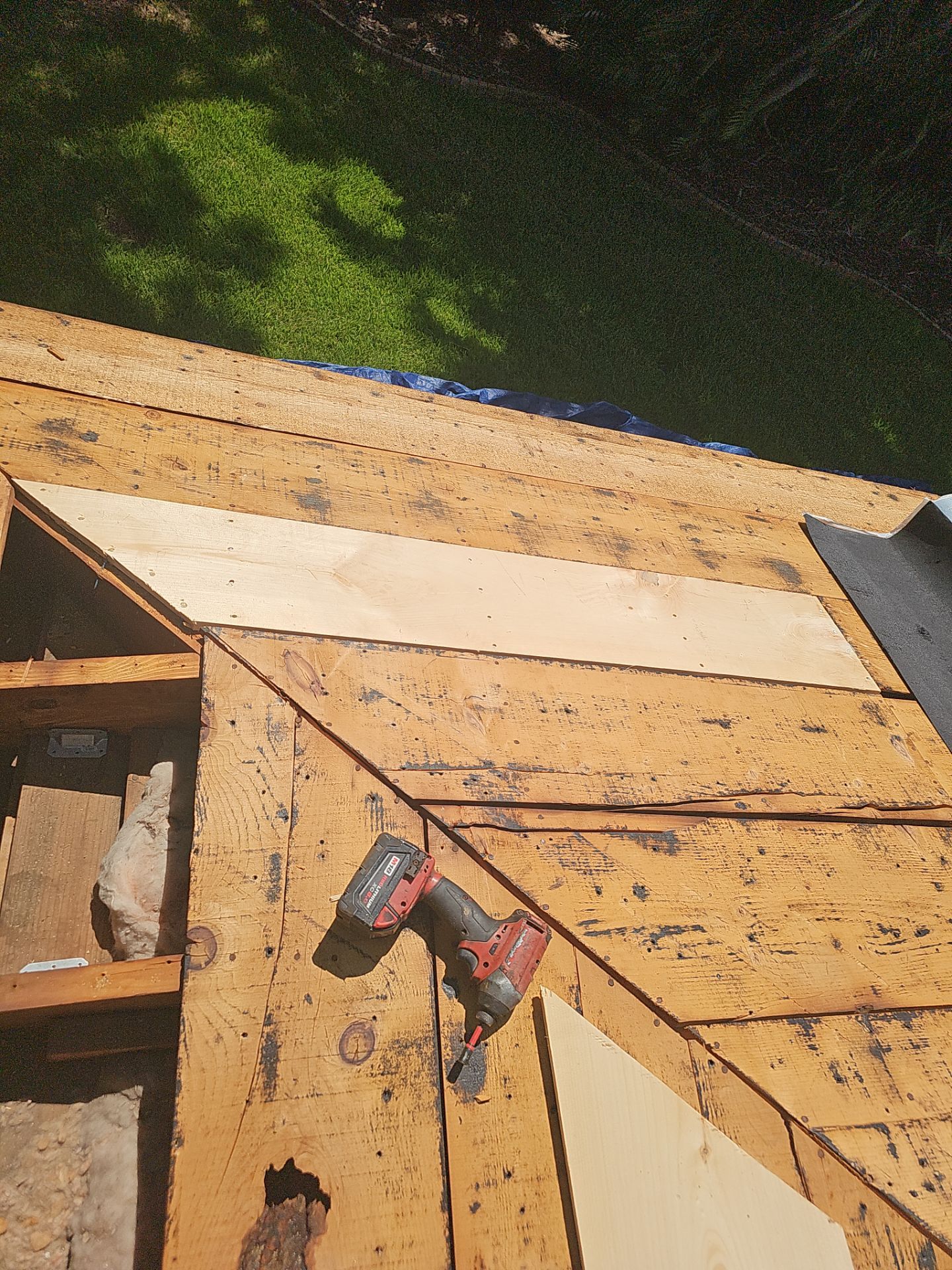 Project in St. Petersburg 33712  by Mitchell Roofing Company LLC 
