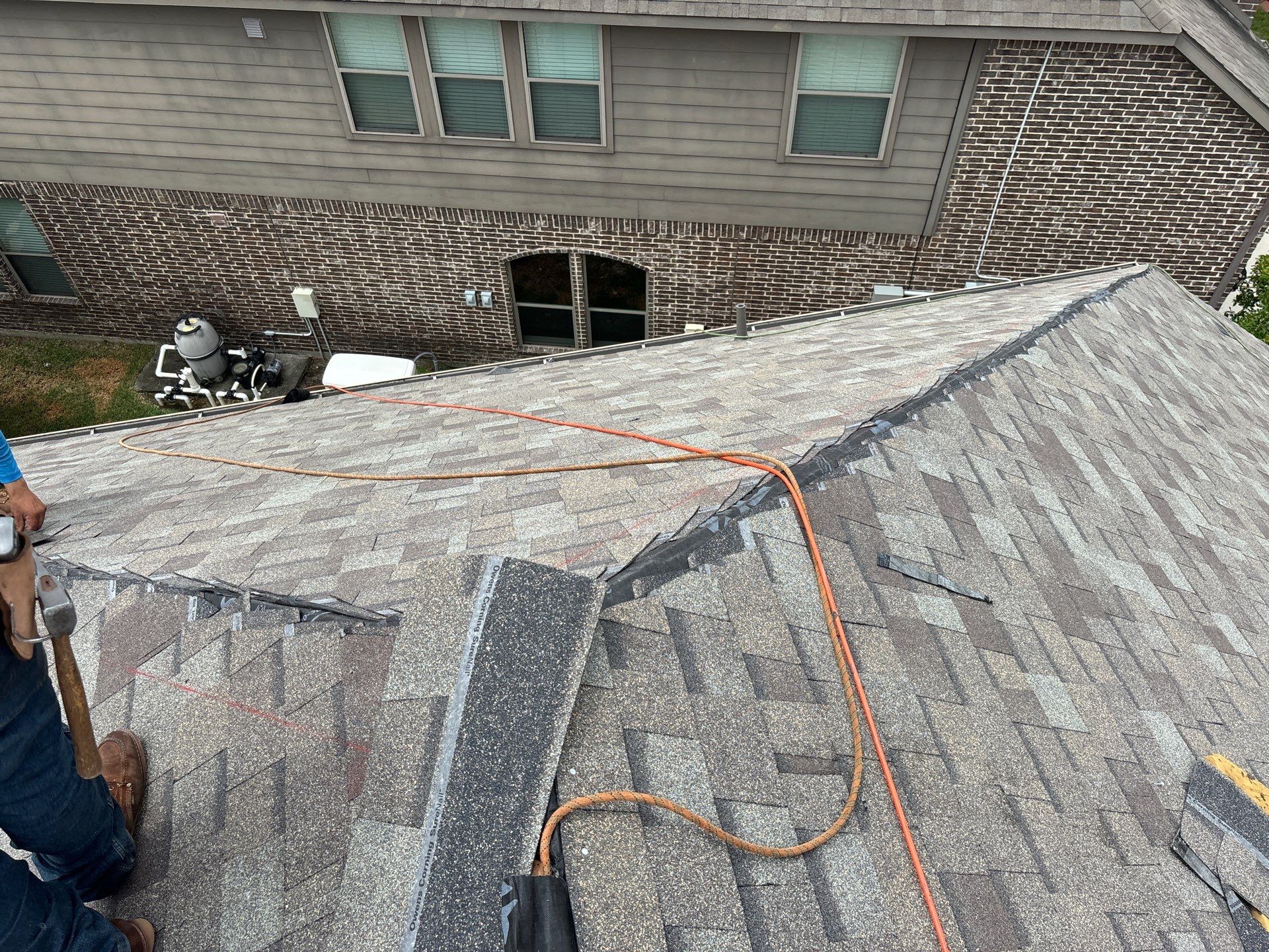 Residential Roofing Installation using Owen's Corning Duration (Lifetime) Shingles by Roof Repair Company