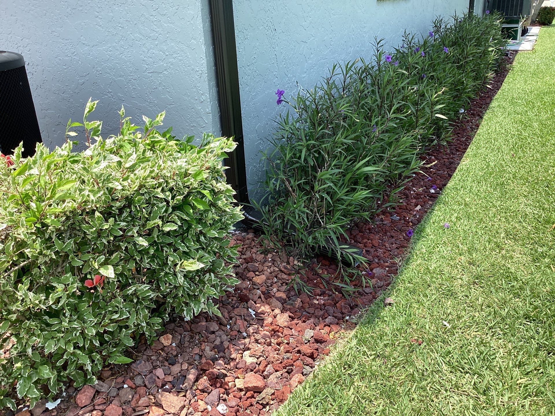 Bronze Seamless Gutters using 6 Inch Seamless Gutters in Cape Coral by Gutter Professors