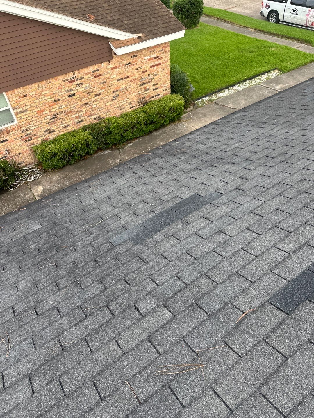 Hail Damage using Owen's Corning Duration (Lifetime) Shingles by Roof Repair Company