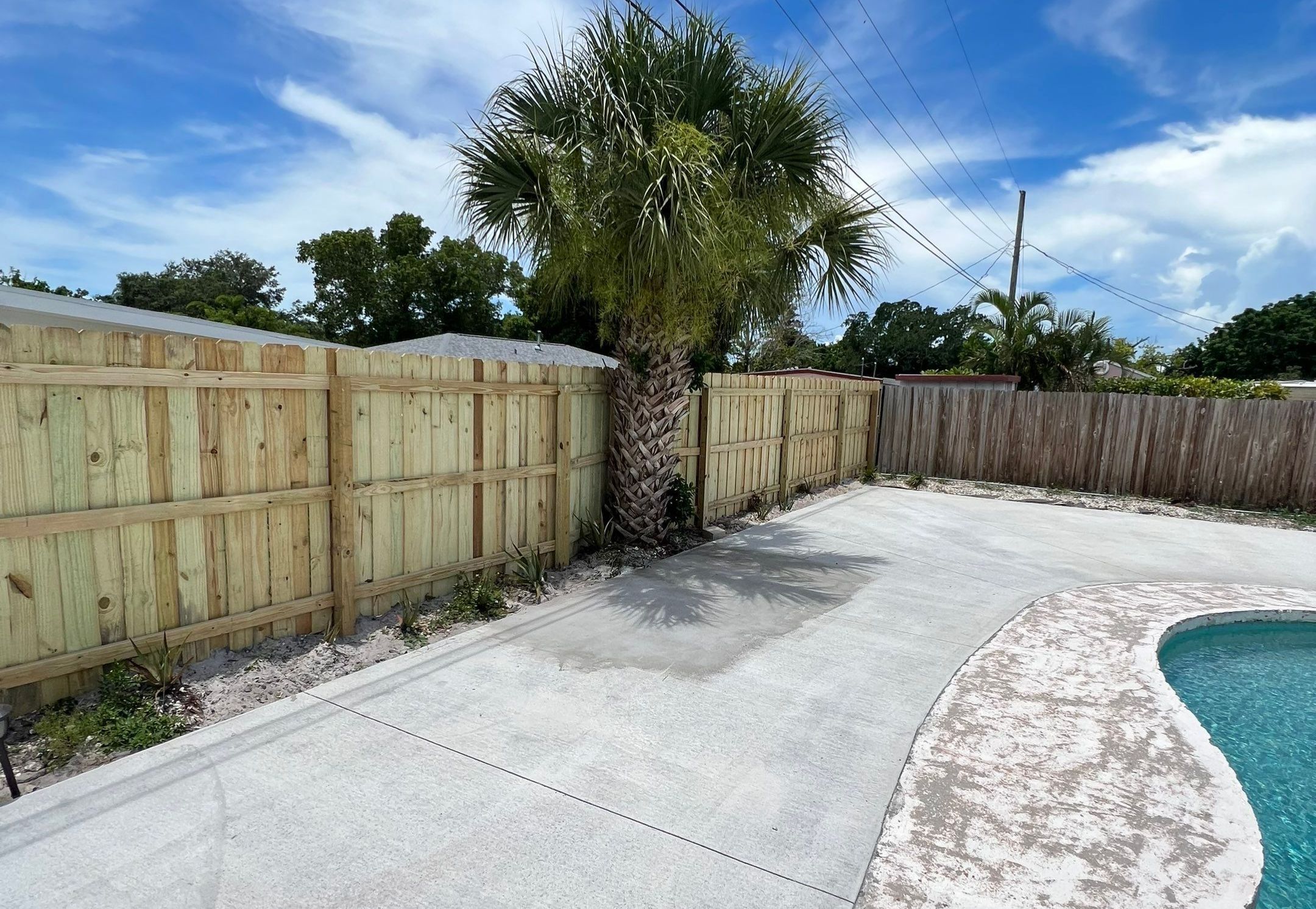 Bradenton, FL Wood Fence Installation using Board on Board Wood Fence by Asap fence and gates, LLC