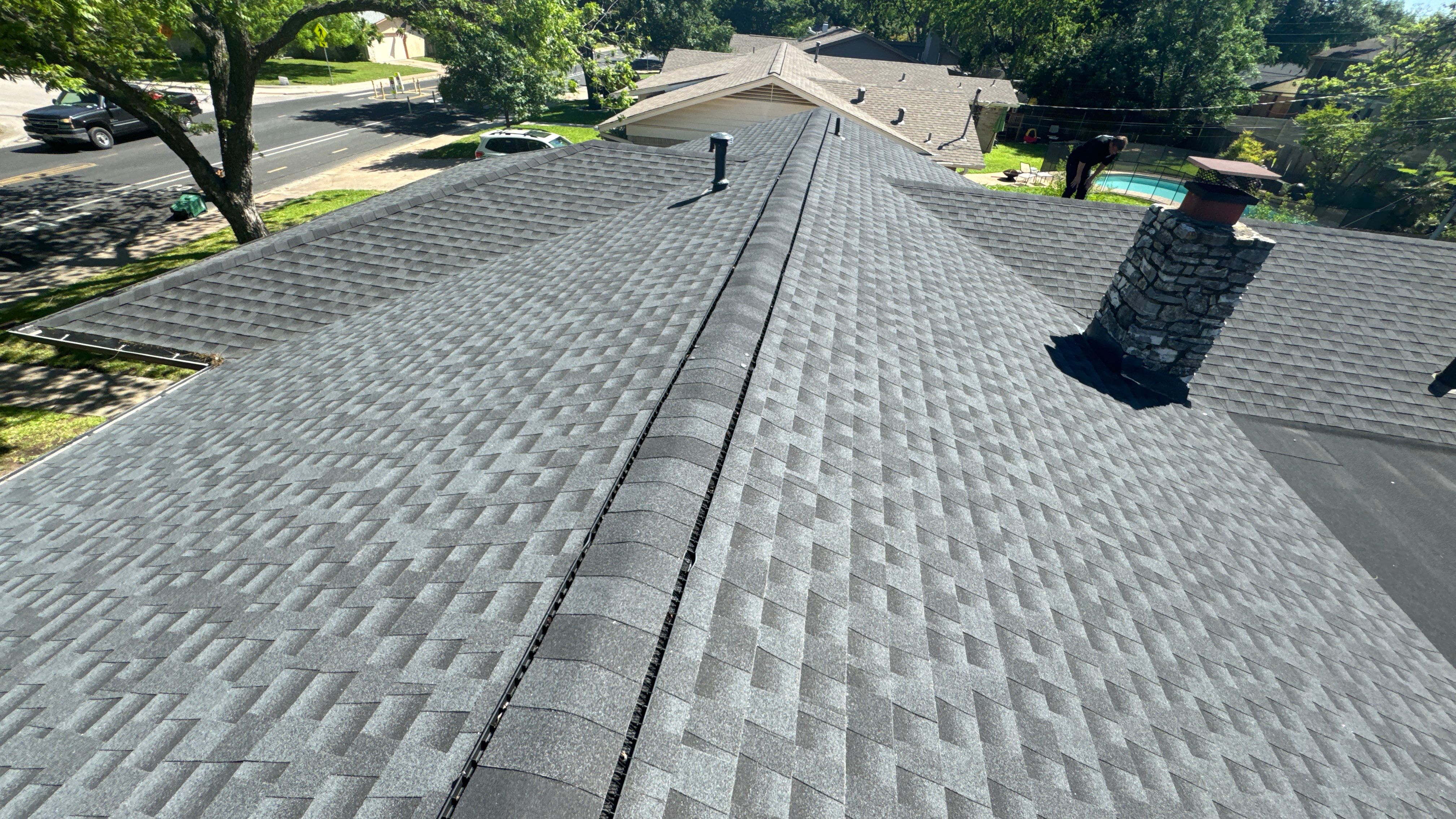 Elite Roofing LLC featured photo.