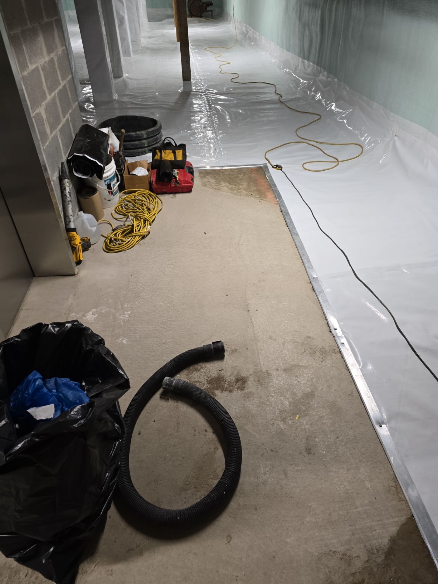 Crawl Space Encapsulation using Closed Cell Spray Foam by NYS Foam & Energy