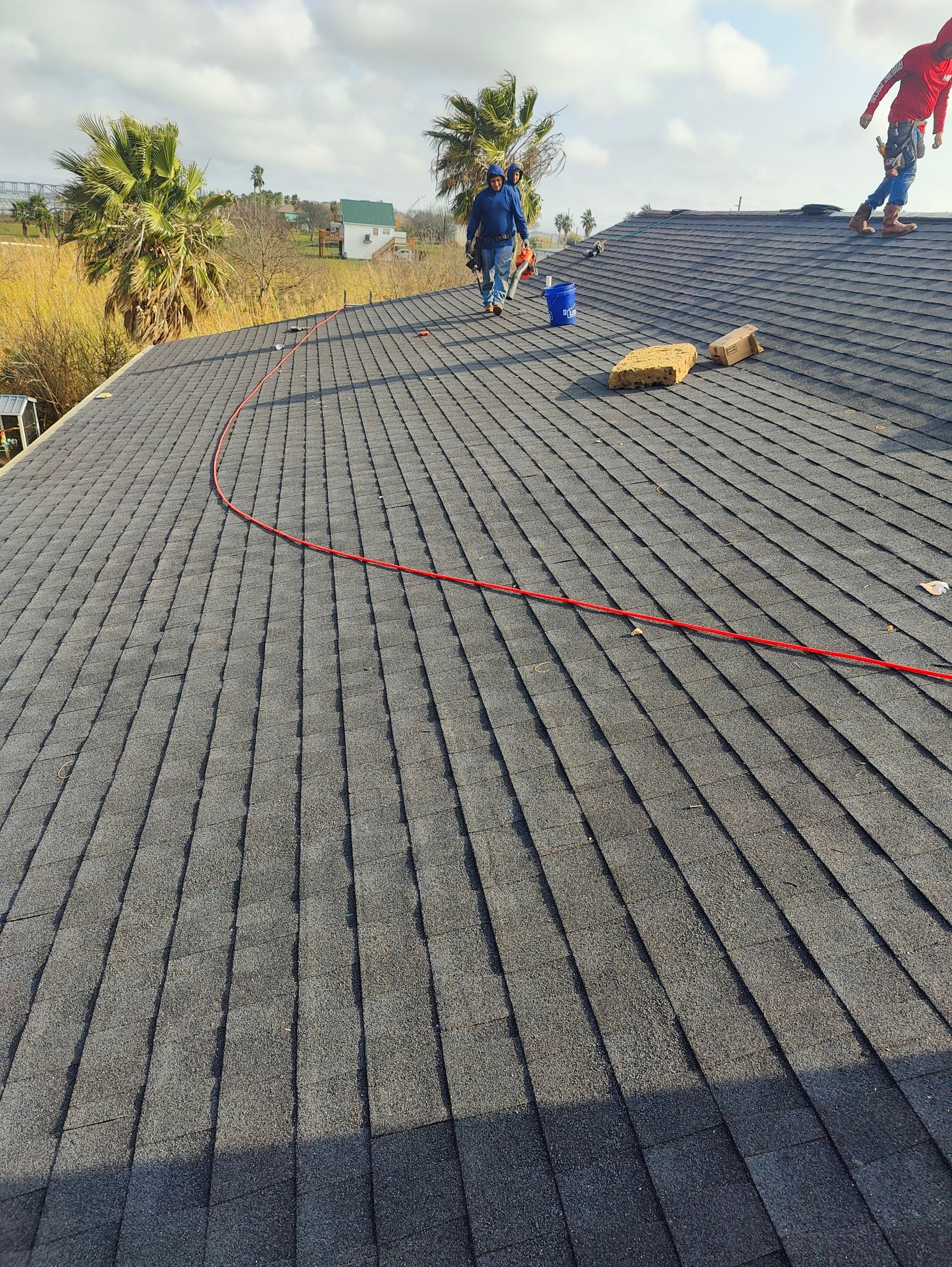 GAF Natural Shadow - Charcoal by Elite Roofing LLC