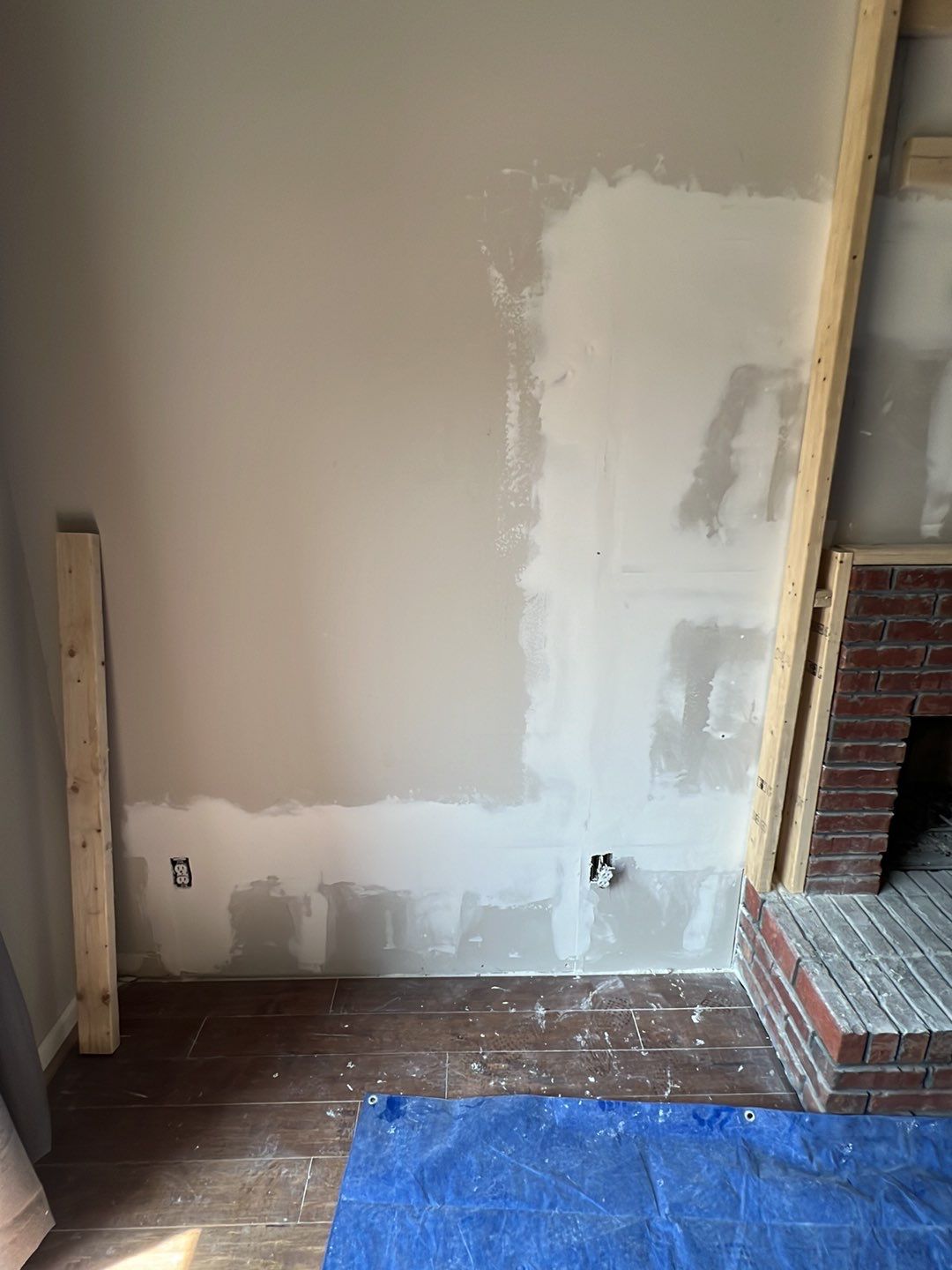 Ridgeway Parc - Chimney Buildout by Pillar and Pine