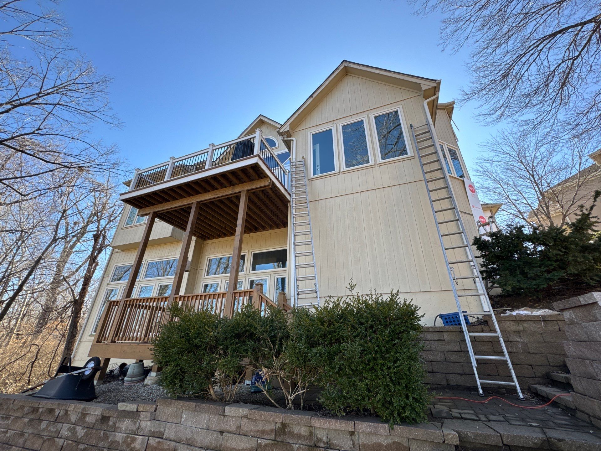 Siding Installation using Clay Market Square by EEC Windows, Siding & Roofing