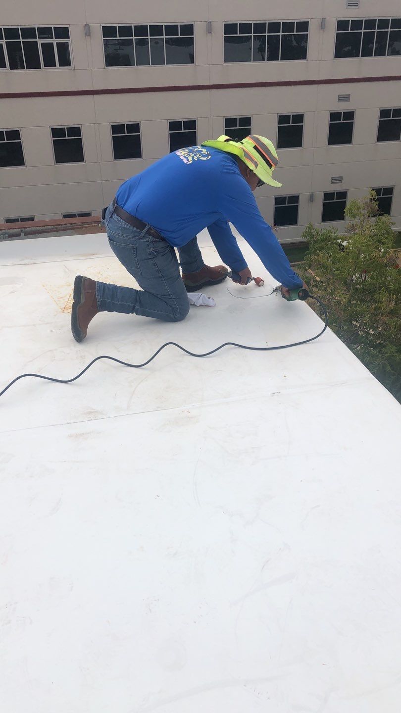 TPO Project in Tulsa by Decor Roofing & Restoration