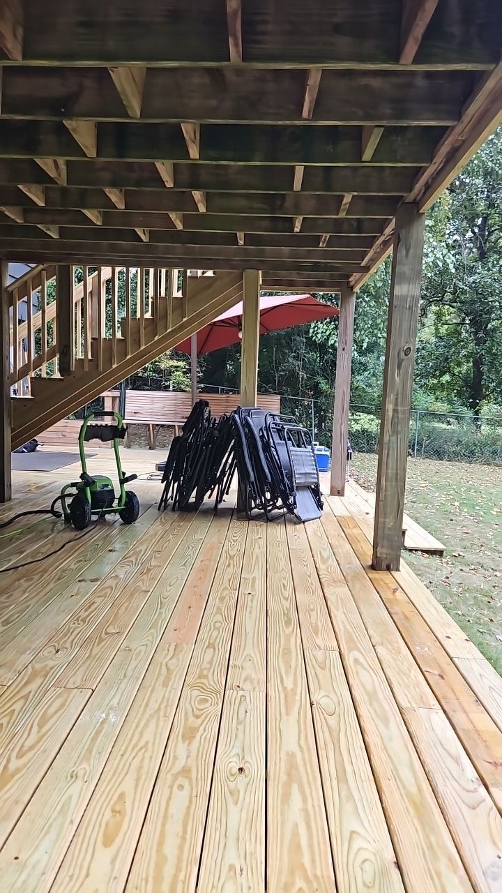 Windsor Blvd - Deck Installation by Pillar and Pine