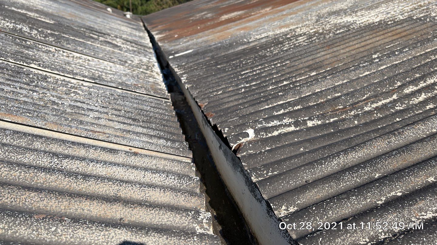 MR Roofing system using Conklin BenchPly system with PUMA top coat by Straight Edge Roofing Inc