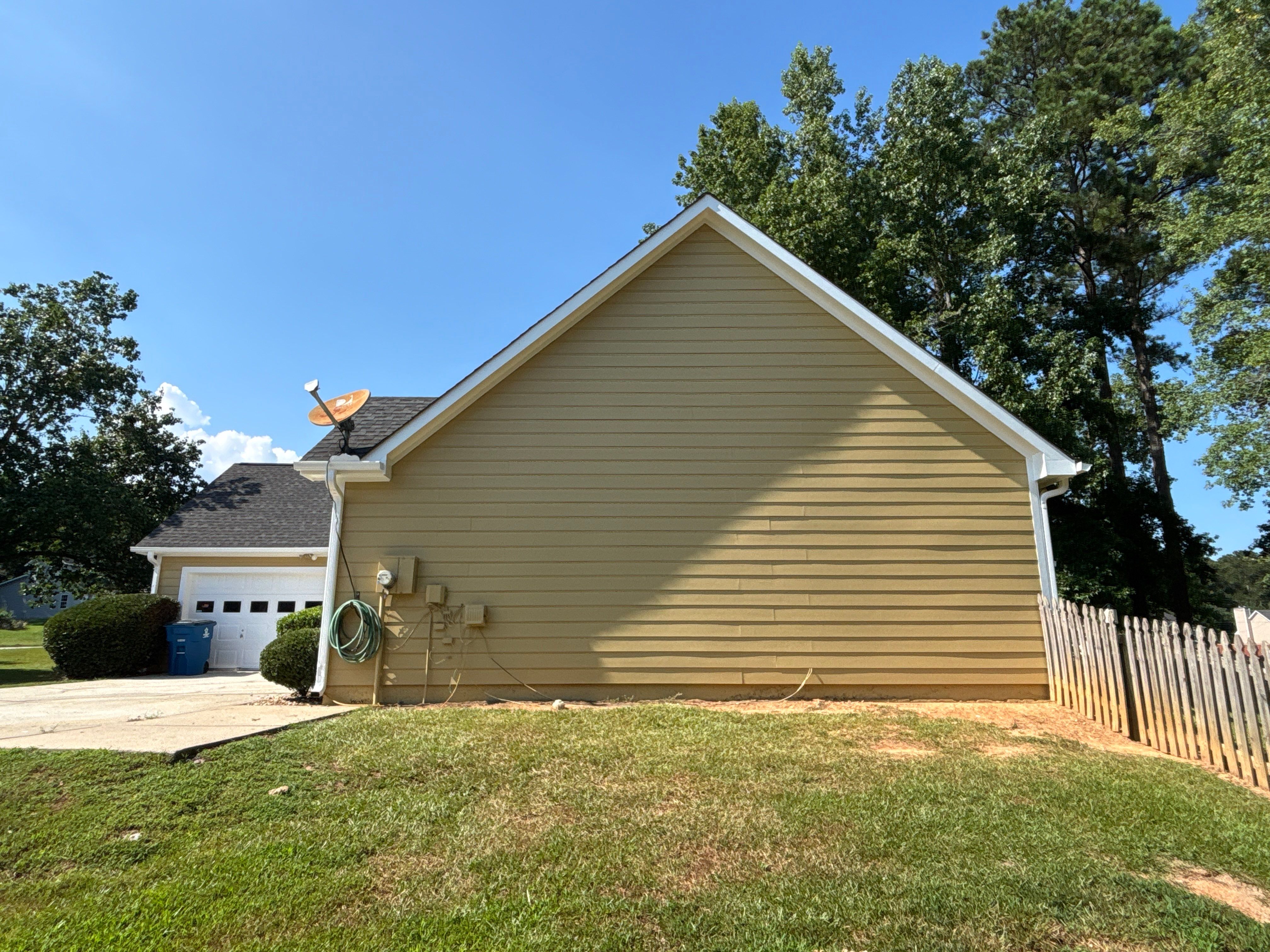 Siding replacement  by Deerfield Roofing LLC