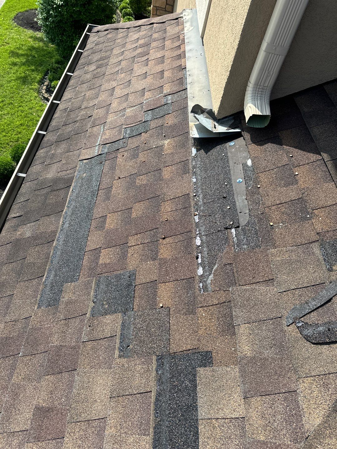 Hail Damage using Owen's Corning Duration (Lifetime) Shingles by Roof Repair Company