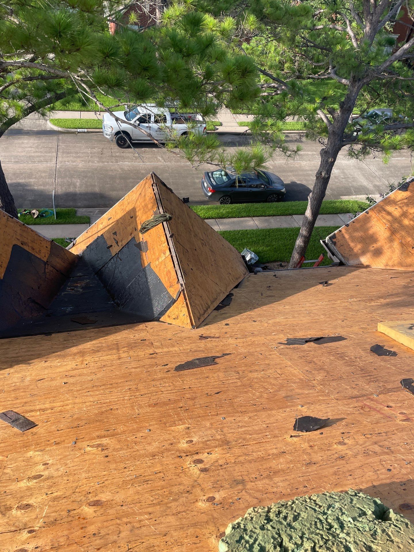 Roof Replacement Missouri City by Roof Repair Company