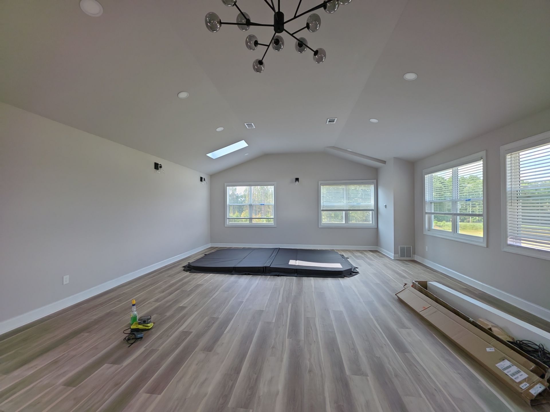 Four Season Addition by Ajayi Design and Construction 