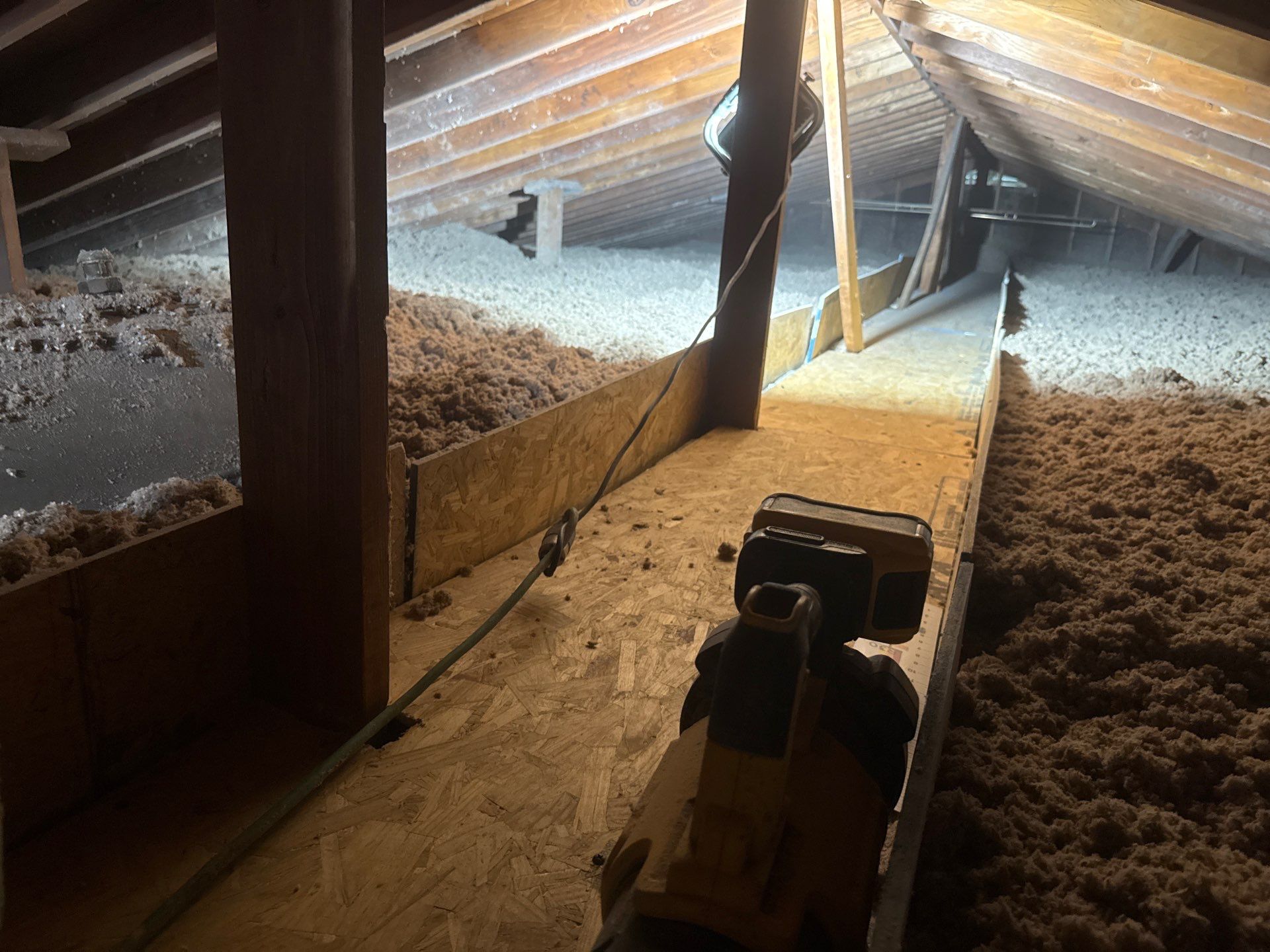 Blown-In Attic Insulation and Rodent Remediation in Canonsburg by Home Environment Solutions
