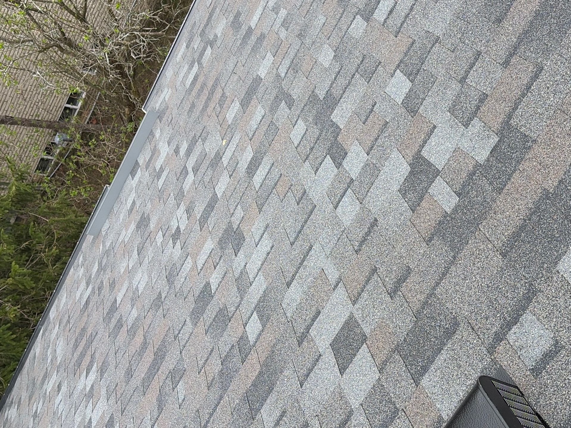 Roof replacement using Owens Corning Starter Shingles by 180 Contractors