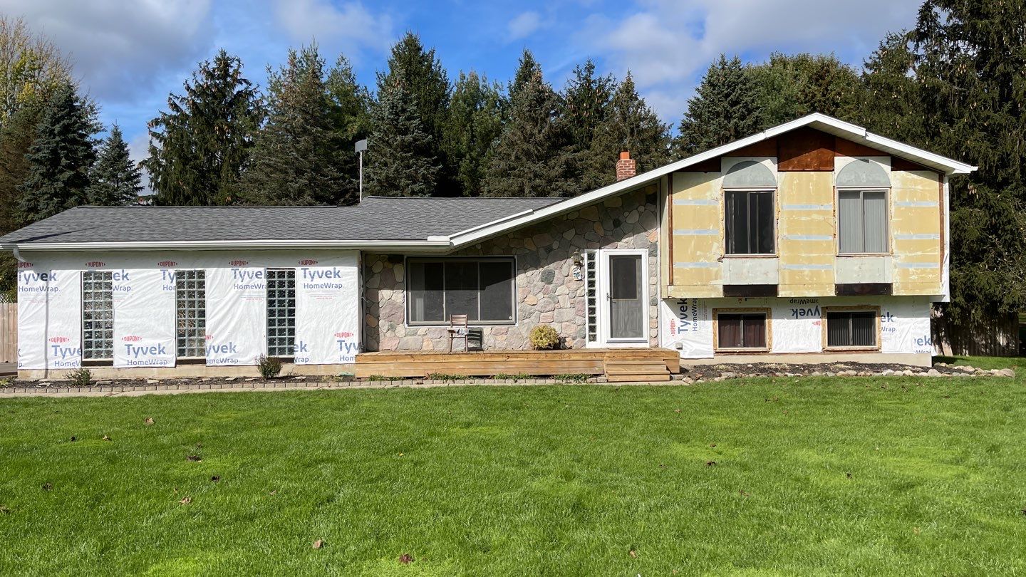 Siding Replacement using CertainTeed Restoration Classis D4 by 180 Contractors