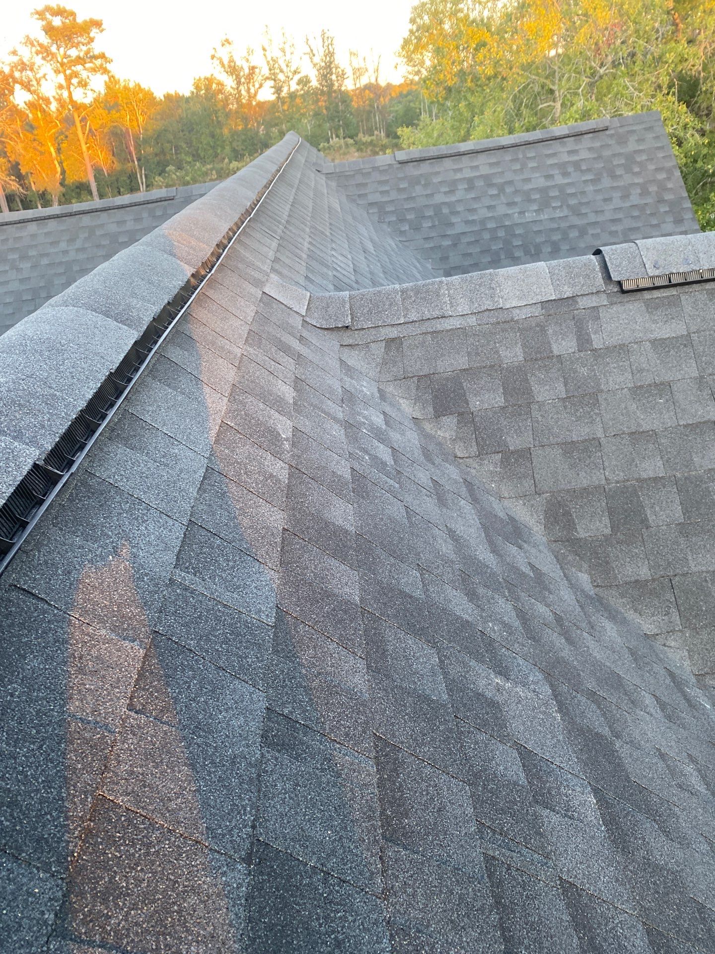 GAF HDZ - Charcoal by Linta Roofing