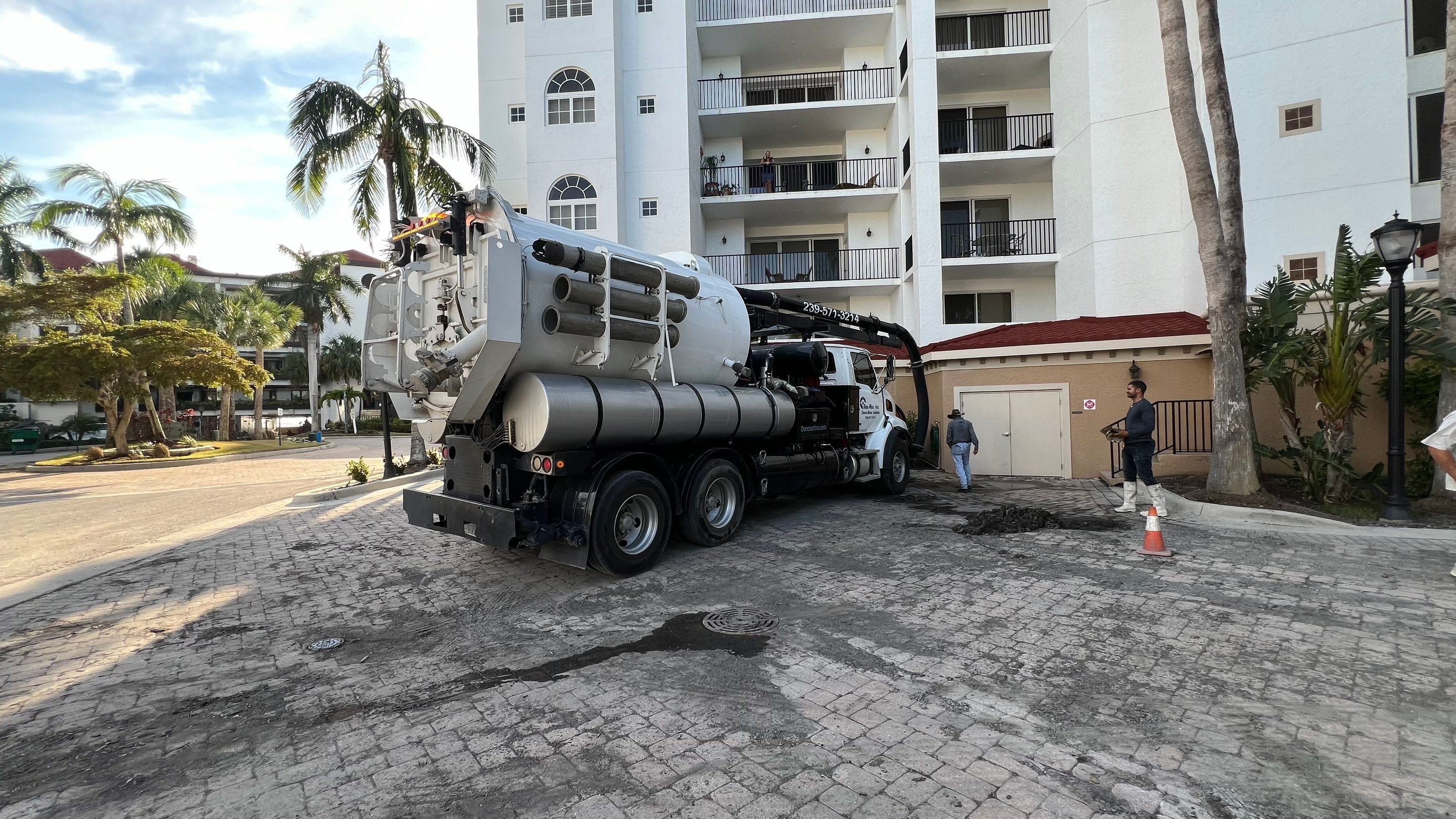 Condo Parking Garage Cleanup and Stormwater System Maintenance by APS Power & Water