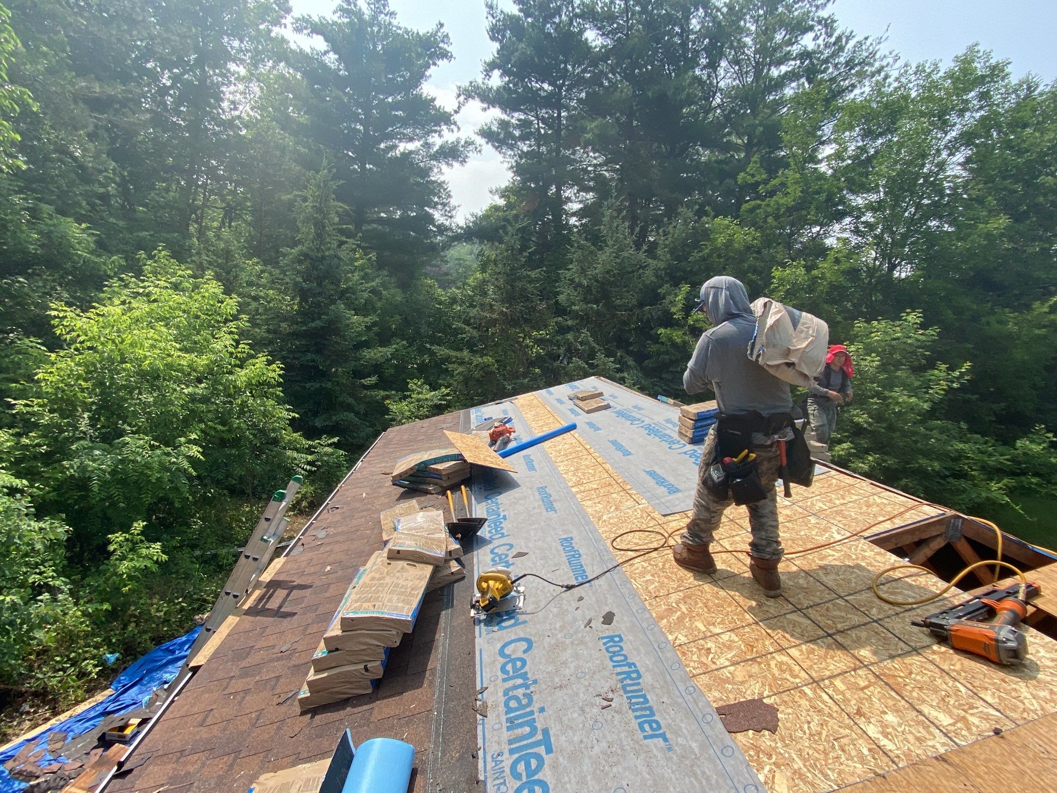 Roof Replacement using CertainTeed Landmark by 180 Contractors