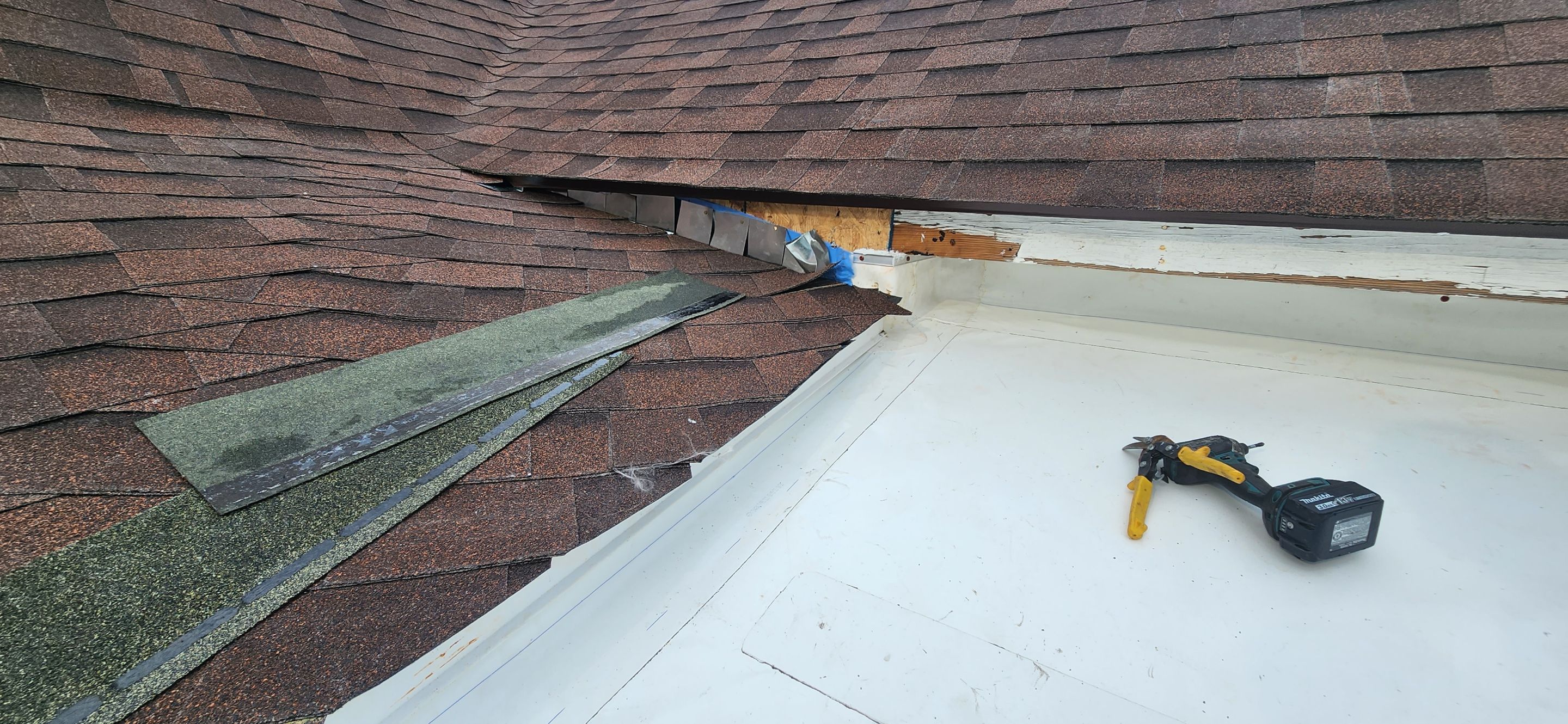 Residential Shingle Reroof using Malarkey Highlander NEX by Hostetler Roofing