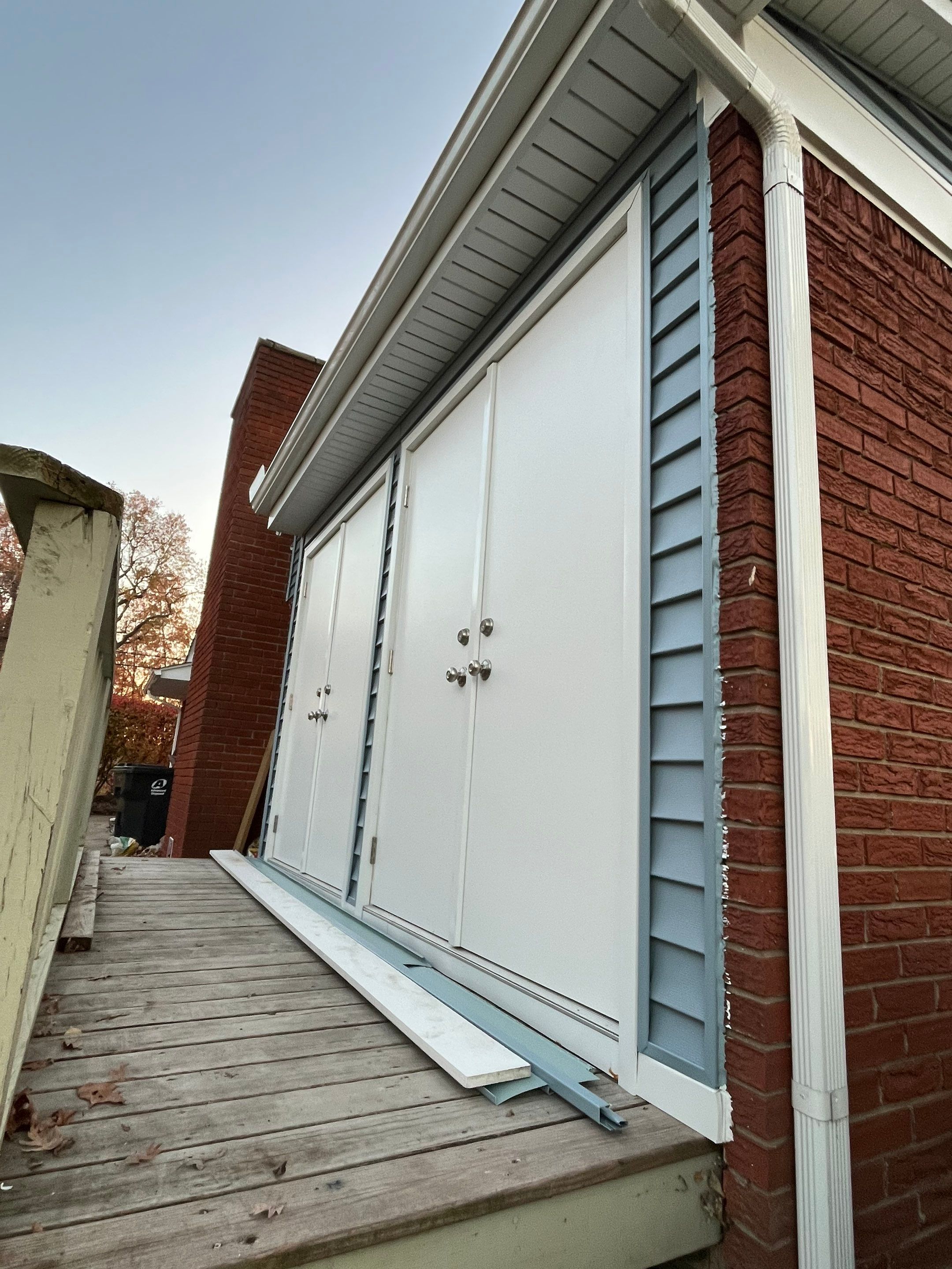 Siding Replacement using Alside Charter Oak D4.5" Colonial White by 180 Contractors