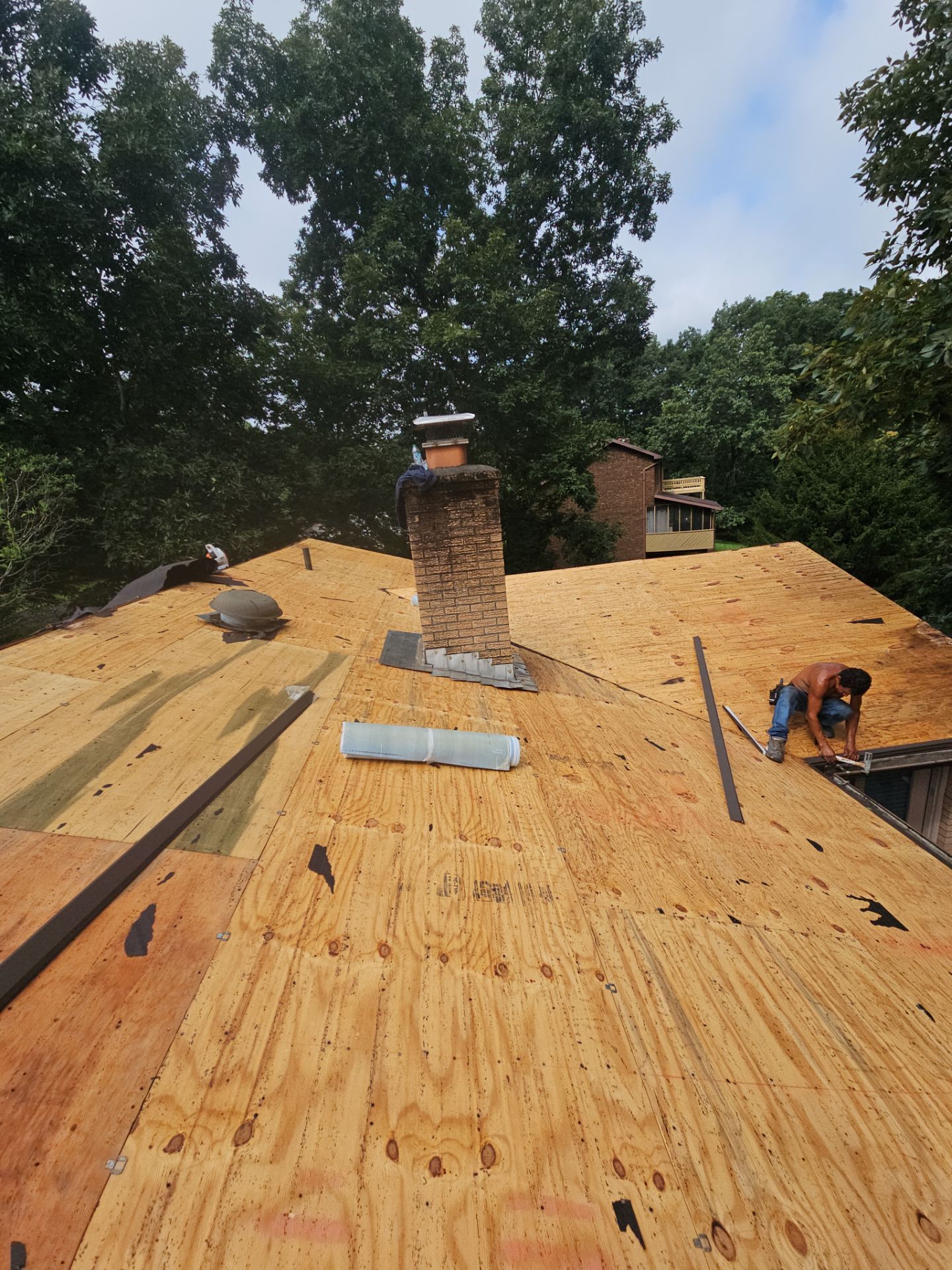 Residential Roofing Installation using GAF Timberline HDZ Barkwood by Rainstoppers Roofing