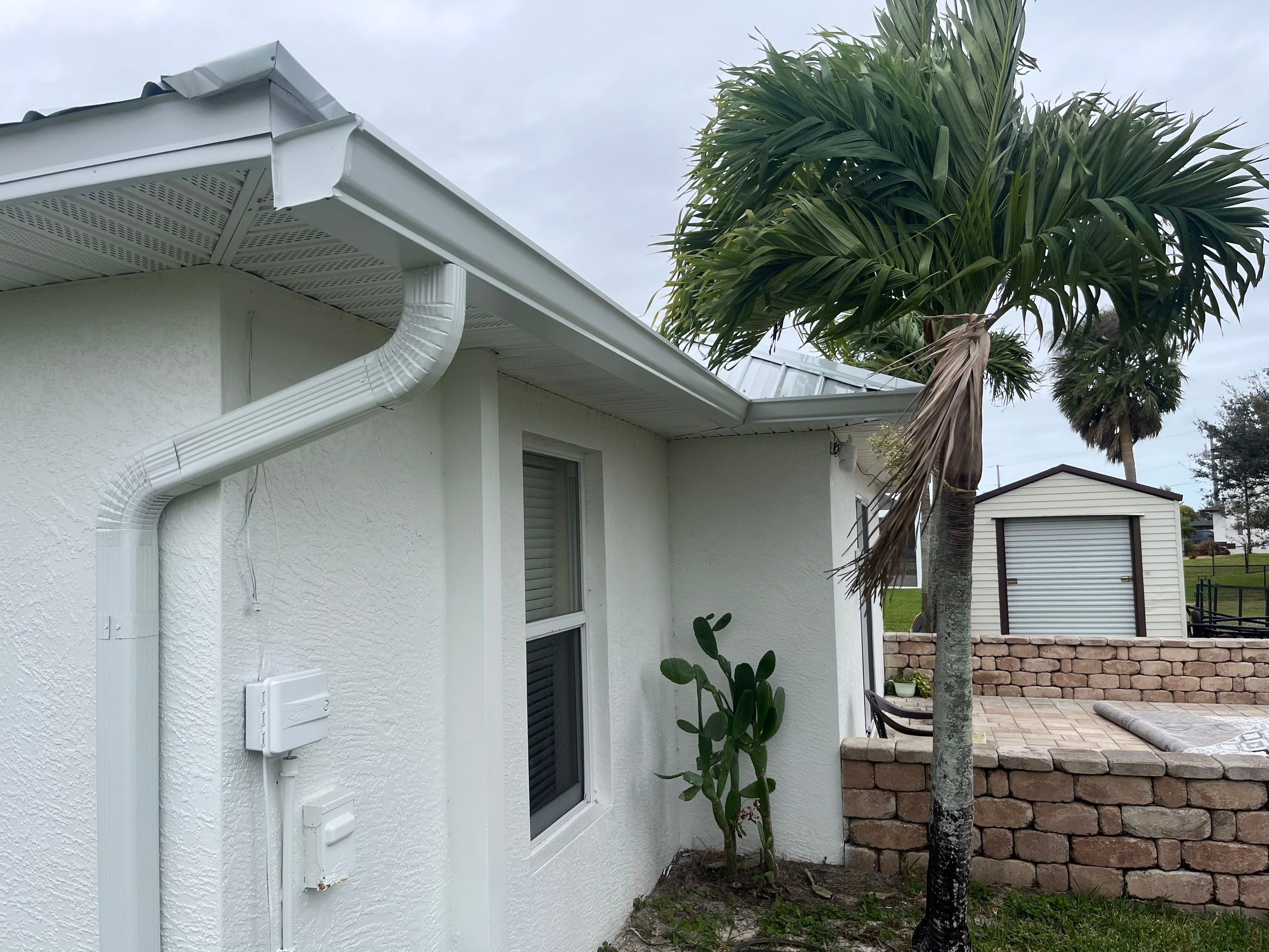 Seamless Aluminum Gutters in Cape Coral FL by Gutter Professors
