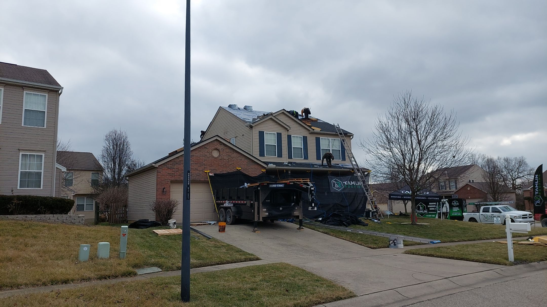 Atlas Black Shadow by Tamlin Roofing