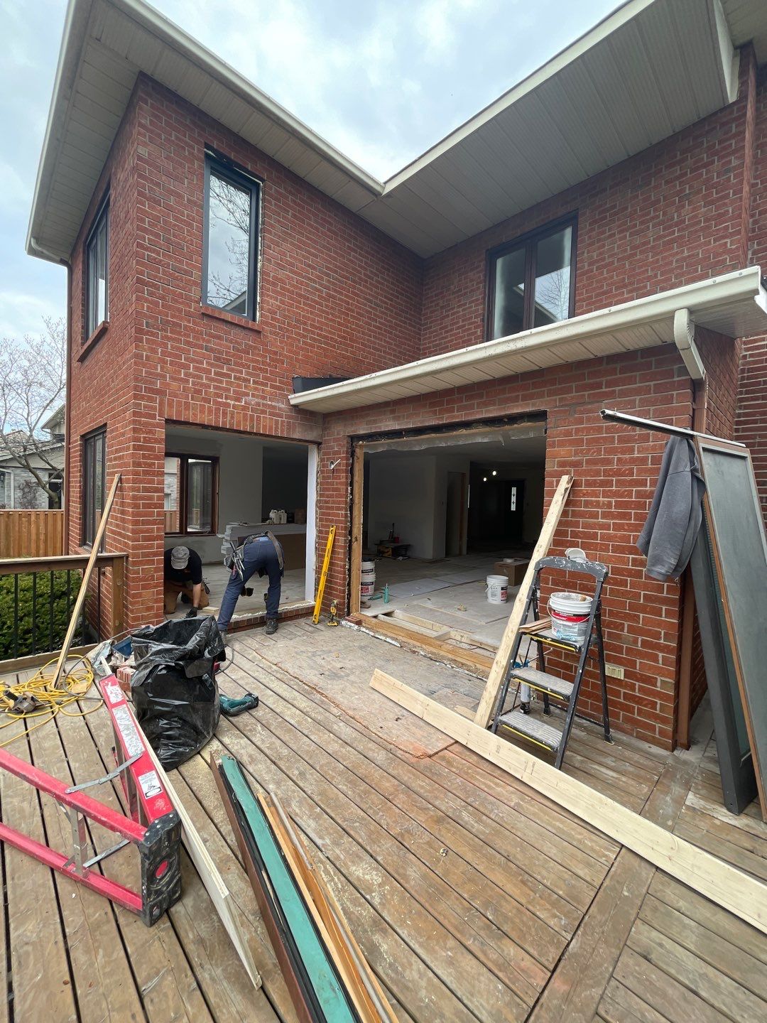 Large scale renovation by Eco-Nature Construction Inc.