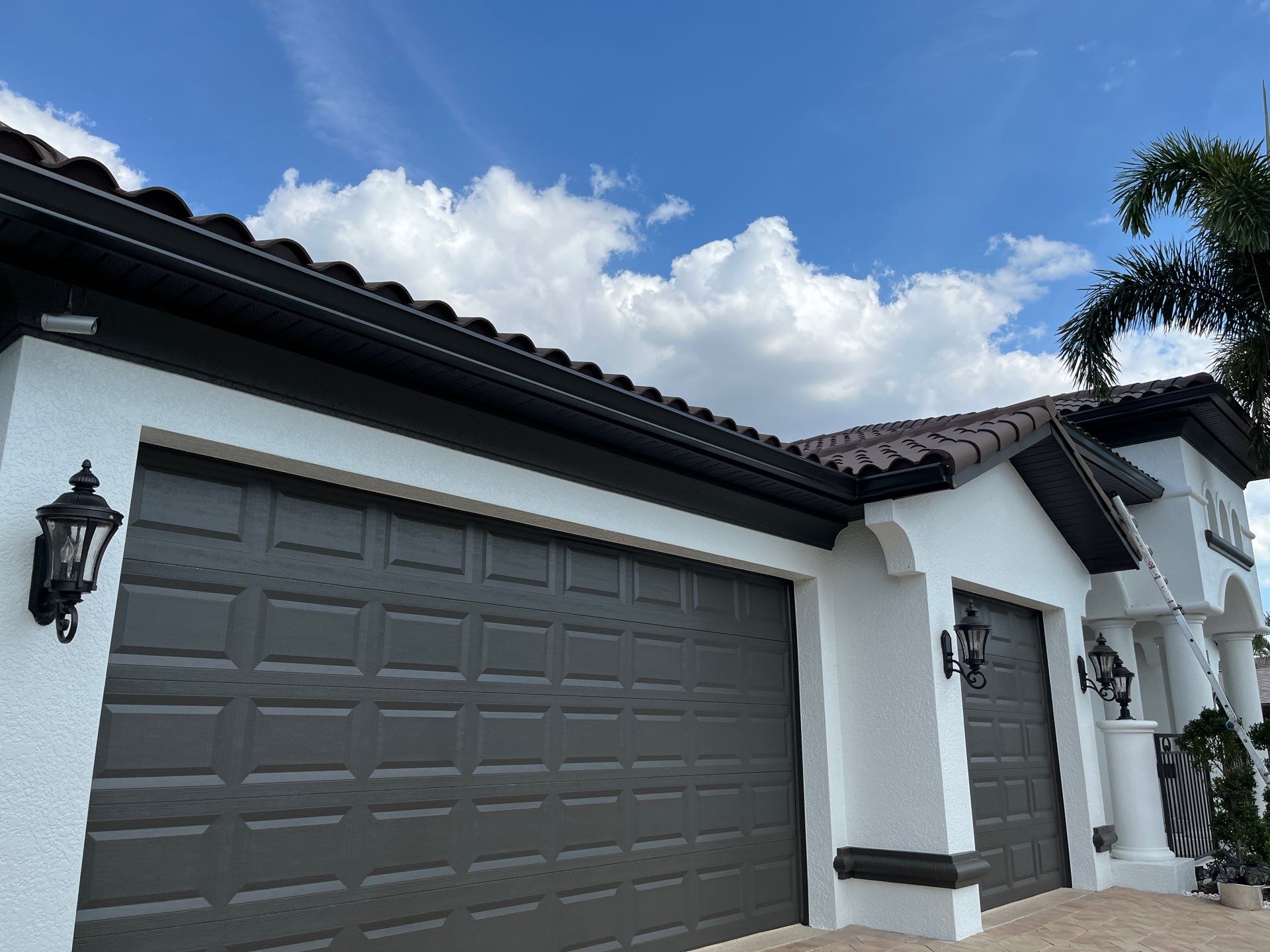 Stylish seamless gutters in Cape Coral FL by Gutter Professors
