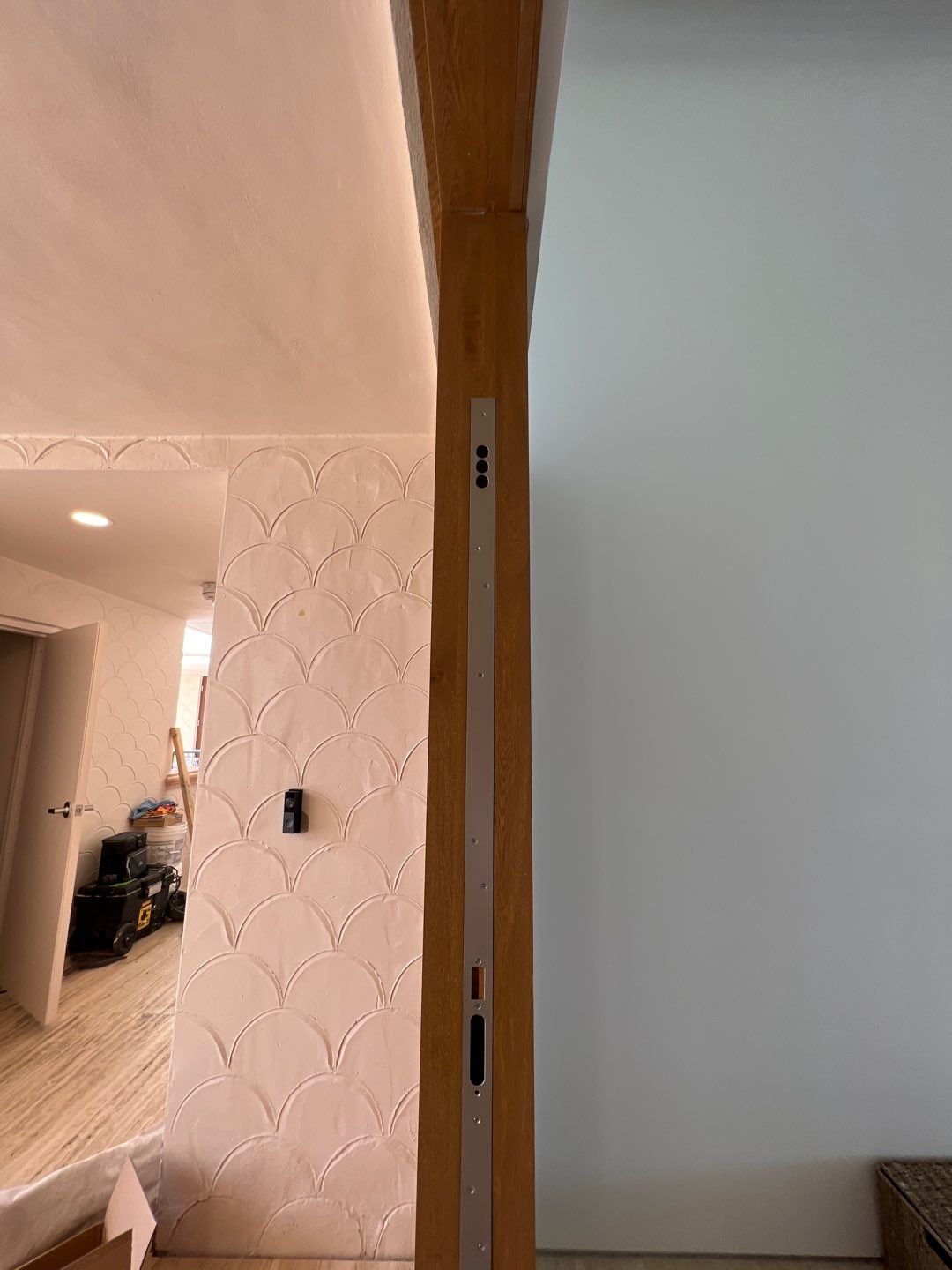 7774 - FISHER ISLAND by Impact Precious Wood Inc.