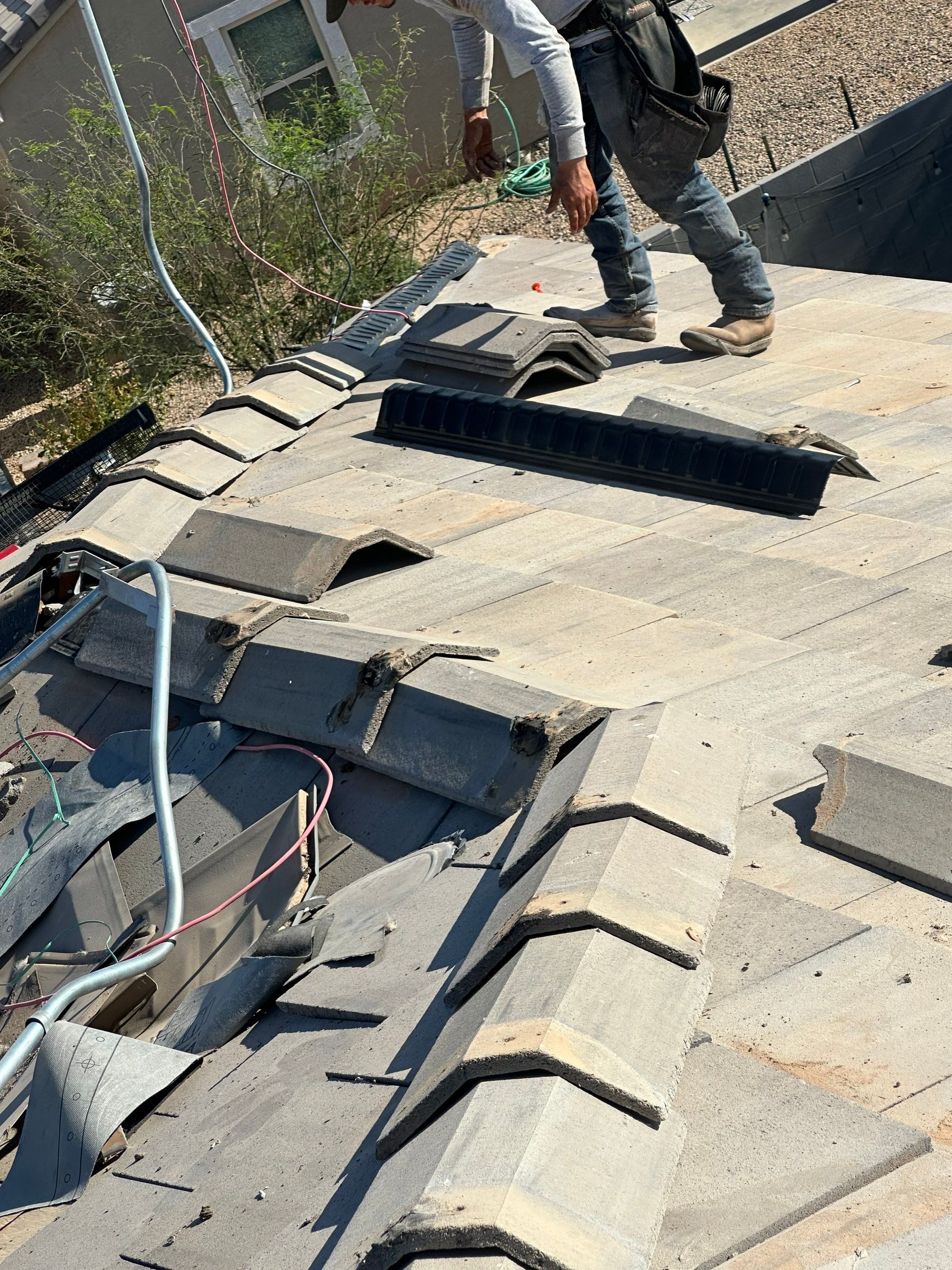 San Benito Blend Concrete Tile by Reimagine Roofing