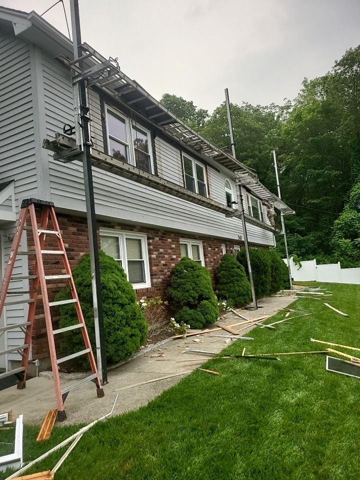 Siding Installation using Certainteed Monogram Smokey Gray by A Plus Exterior