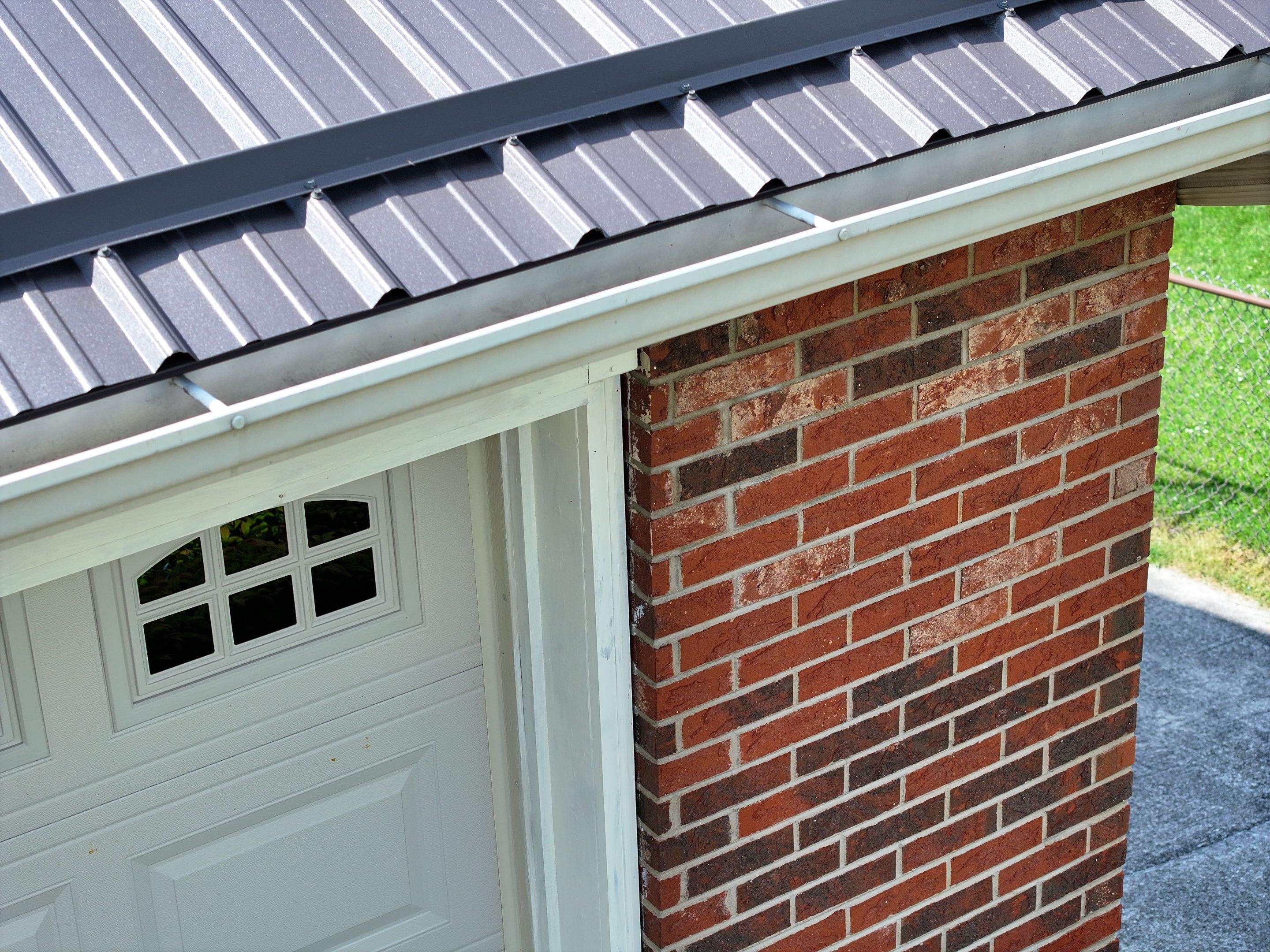 Maximoff Residence by Omnia Roofing