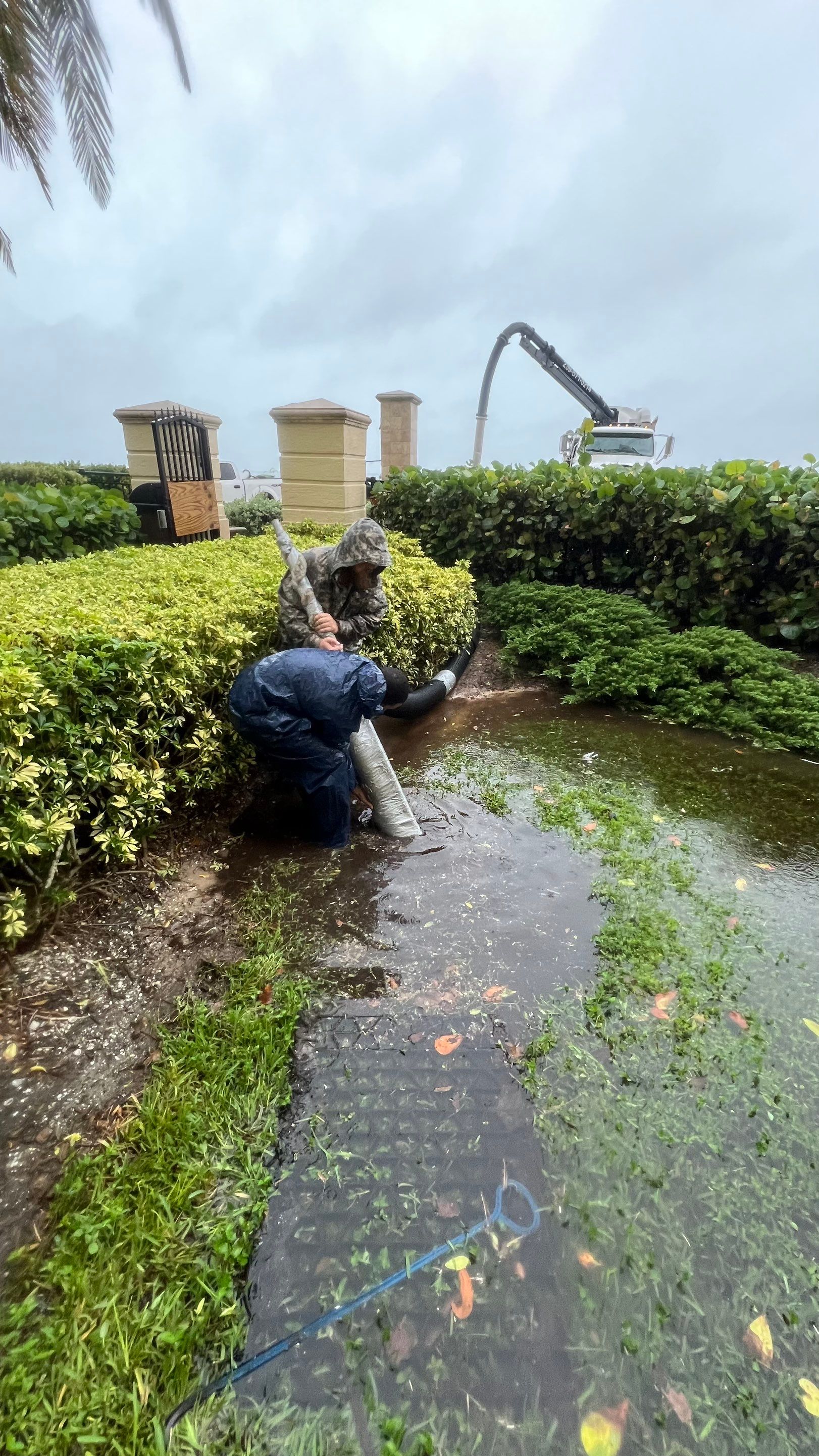 Marco Island Condo Stormwater System Maintenance by APS Power & Water